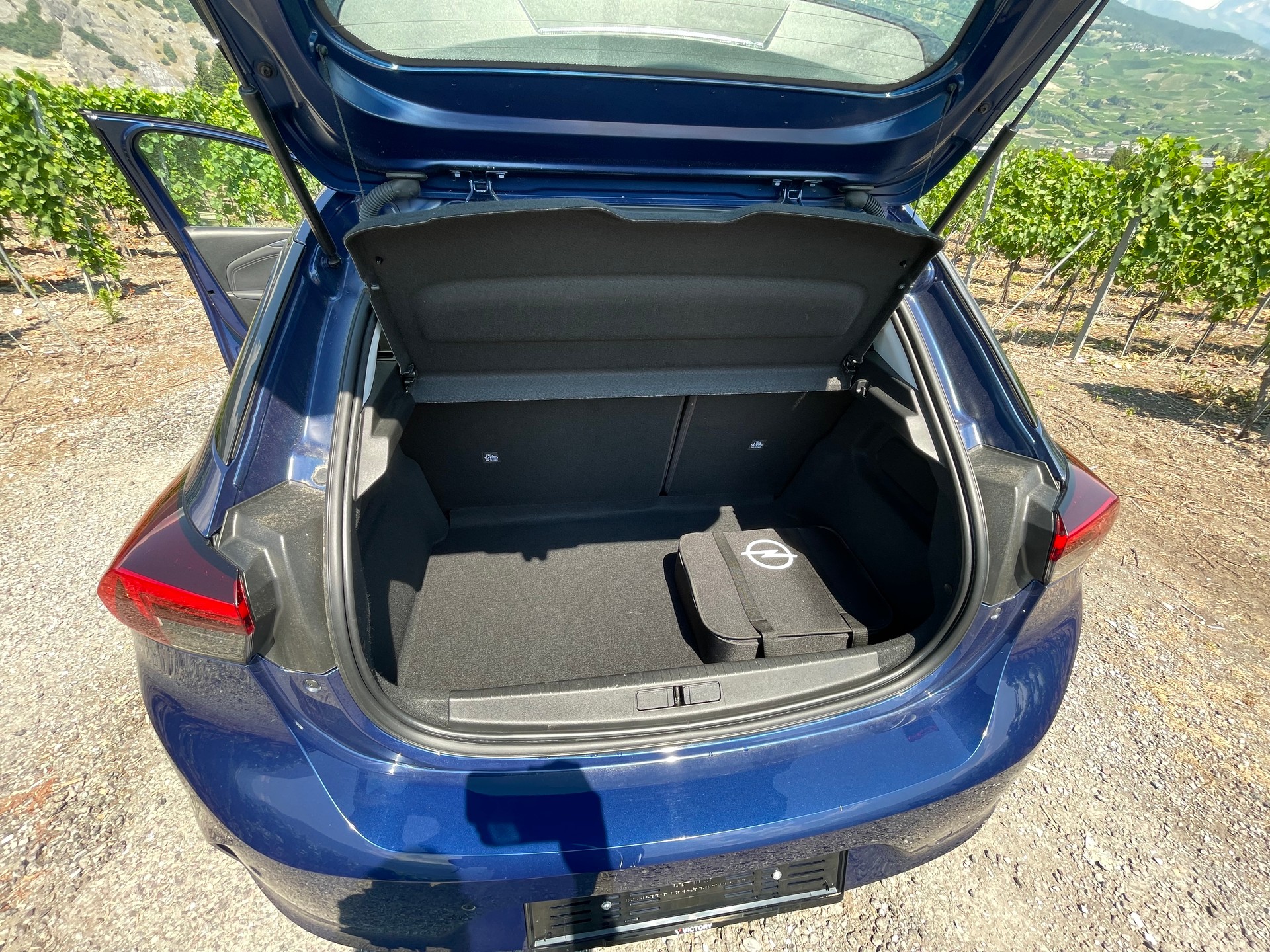 OPEL Corsa e-Elegance-image-14