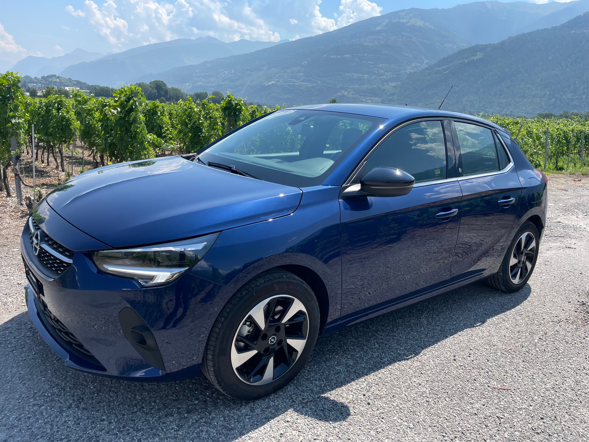 OPEL Corsa e-Elegance-image-0