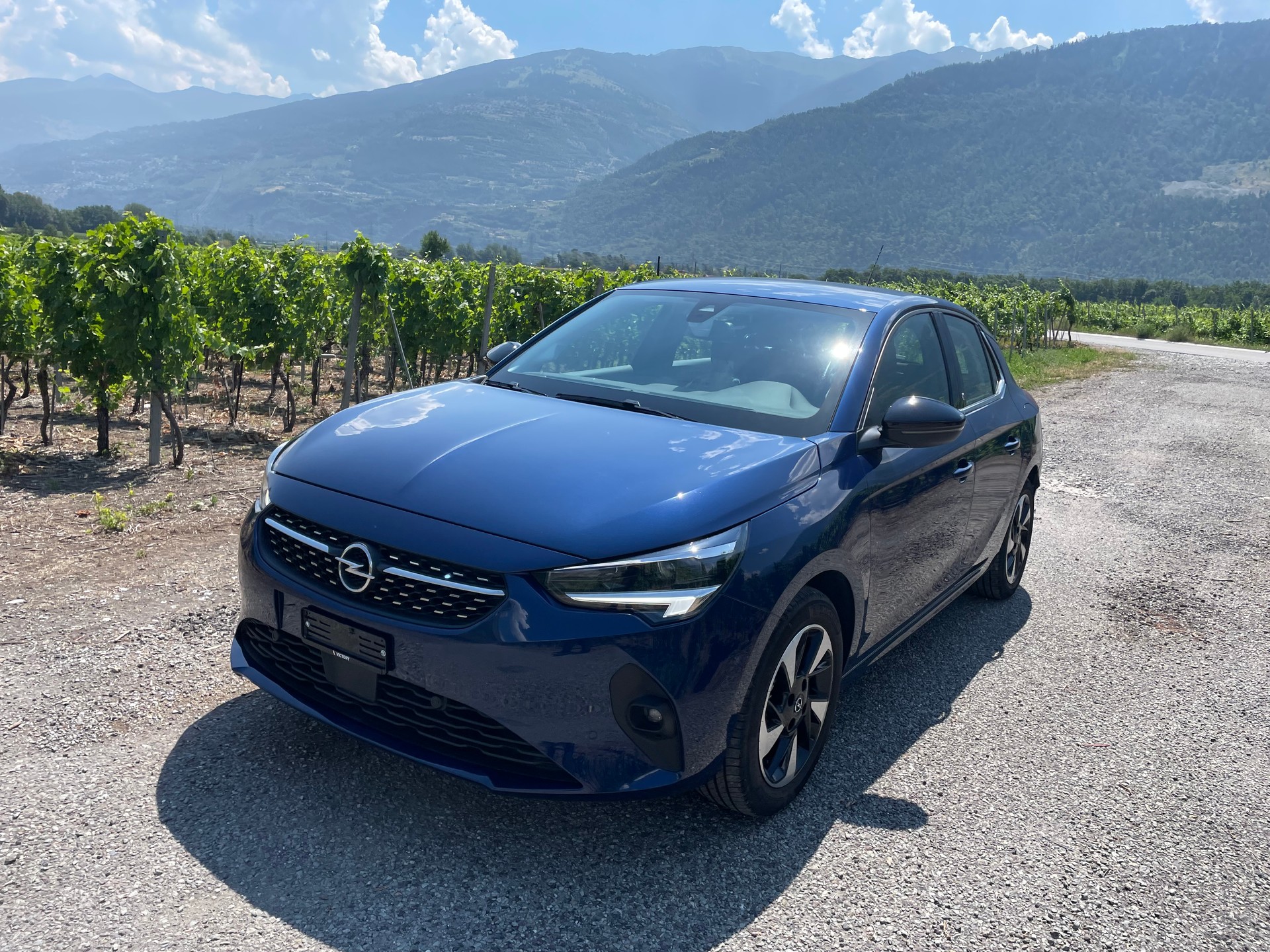 OPEL Corsa e-Elegance-image-1
