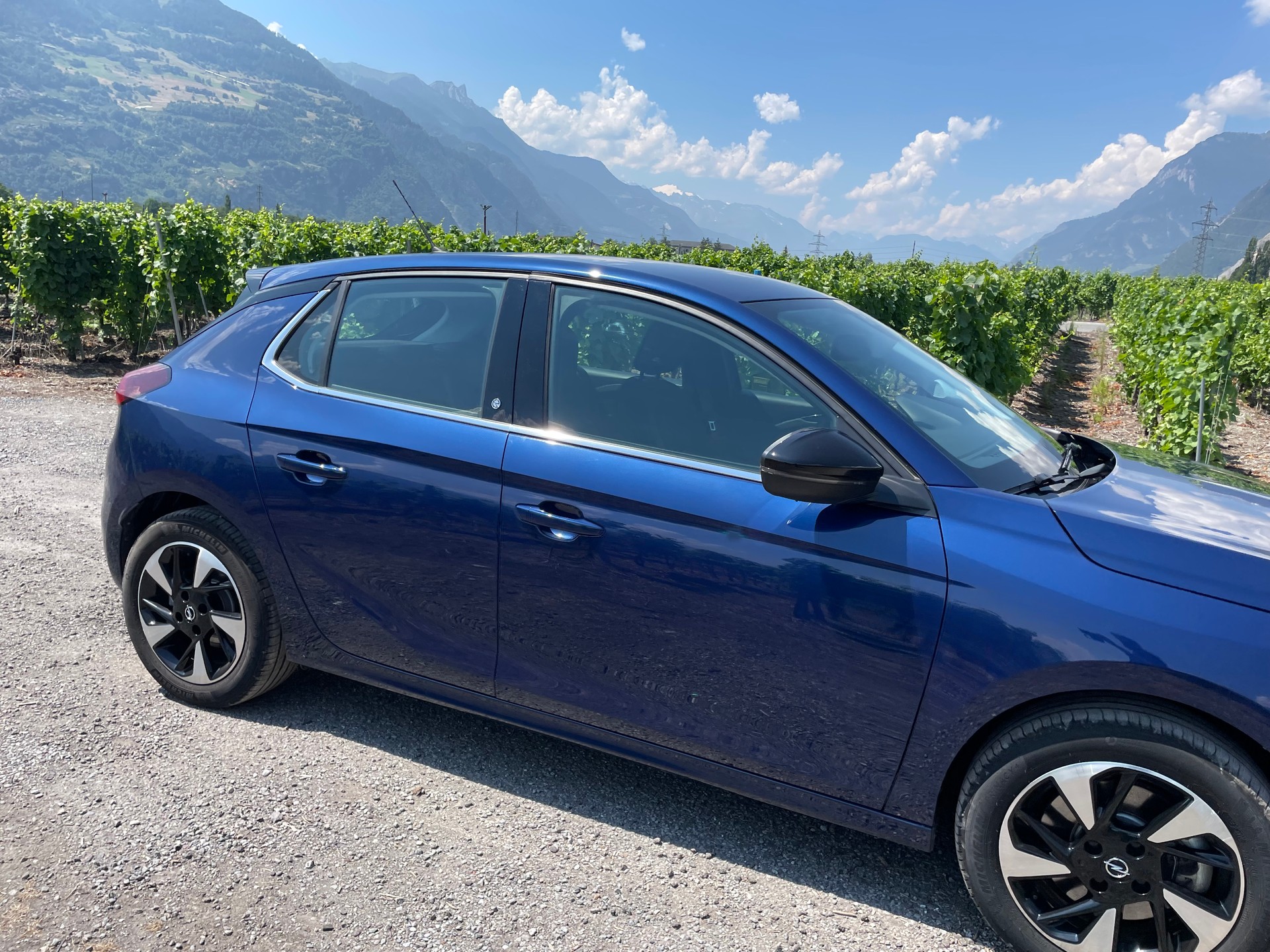 OPEL Corsa e-Elegance-image-5