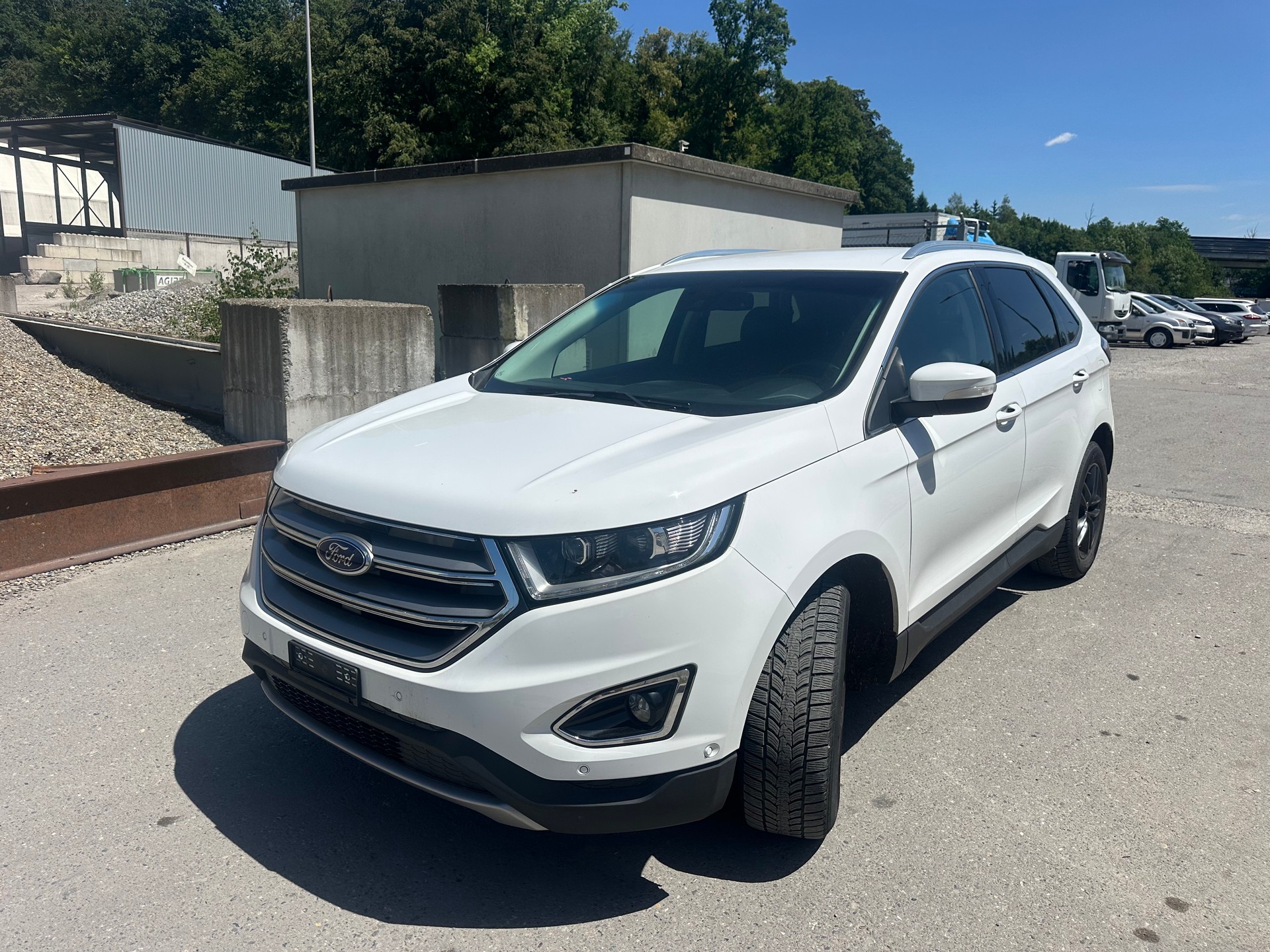 FORD Edge 2.0 TDCi Titanium 4WD PowerShift-image-2