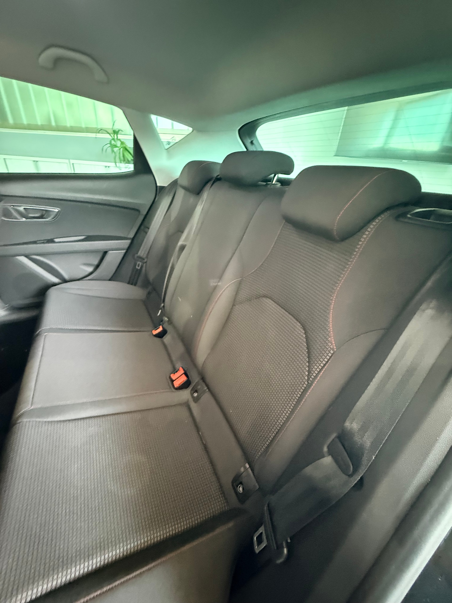 SEAT Leon 1.5 TSI EVO SWISS FR DSG-image-7