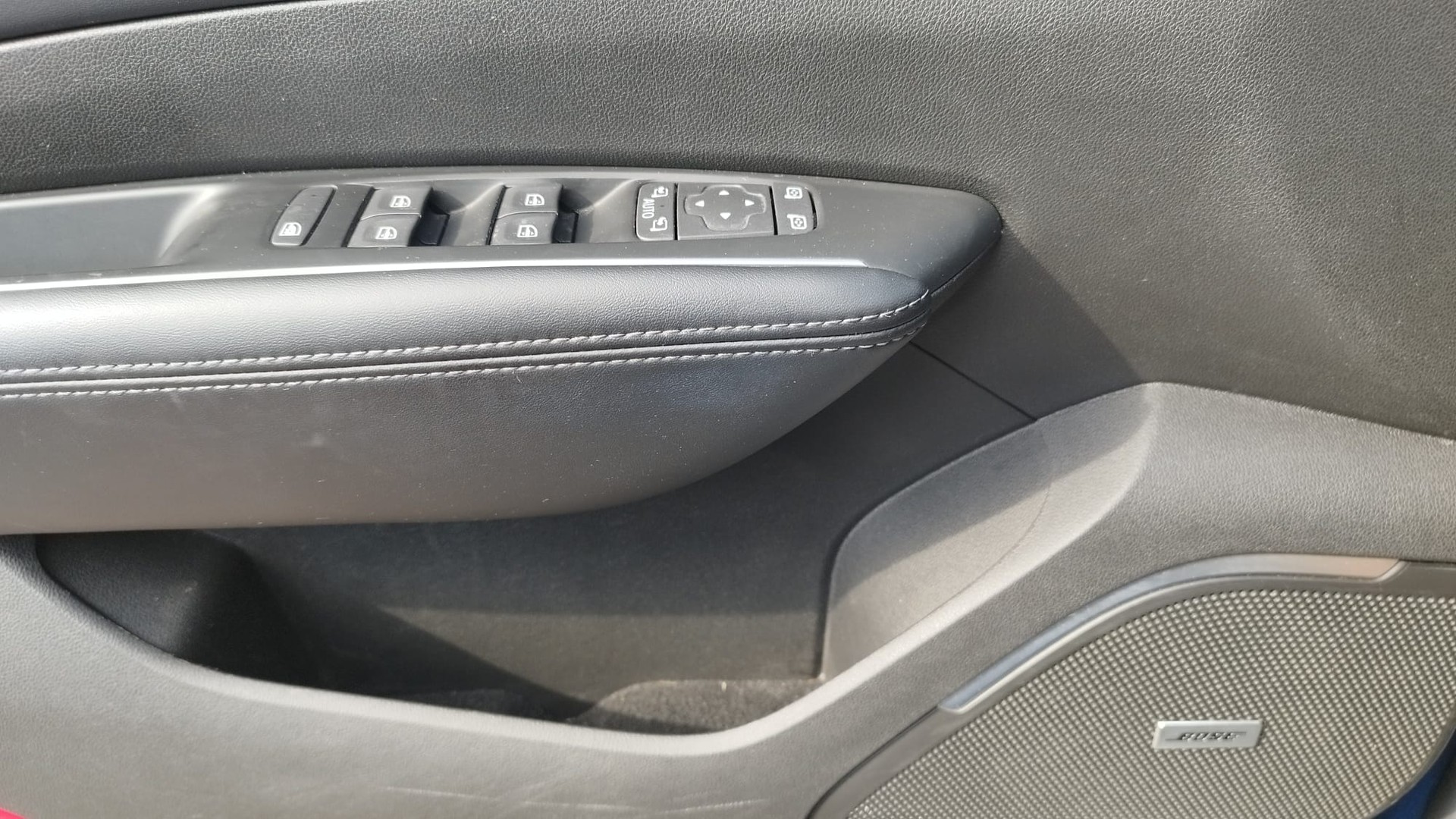 RENAULT Talisman Grandtour 1.6 TCe Initiale EDC-image-13