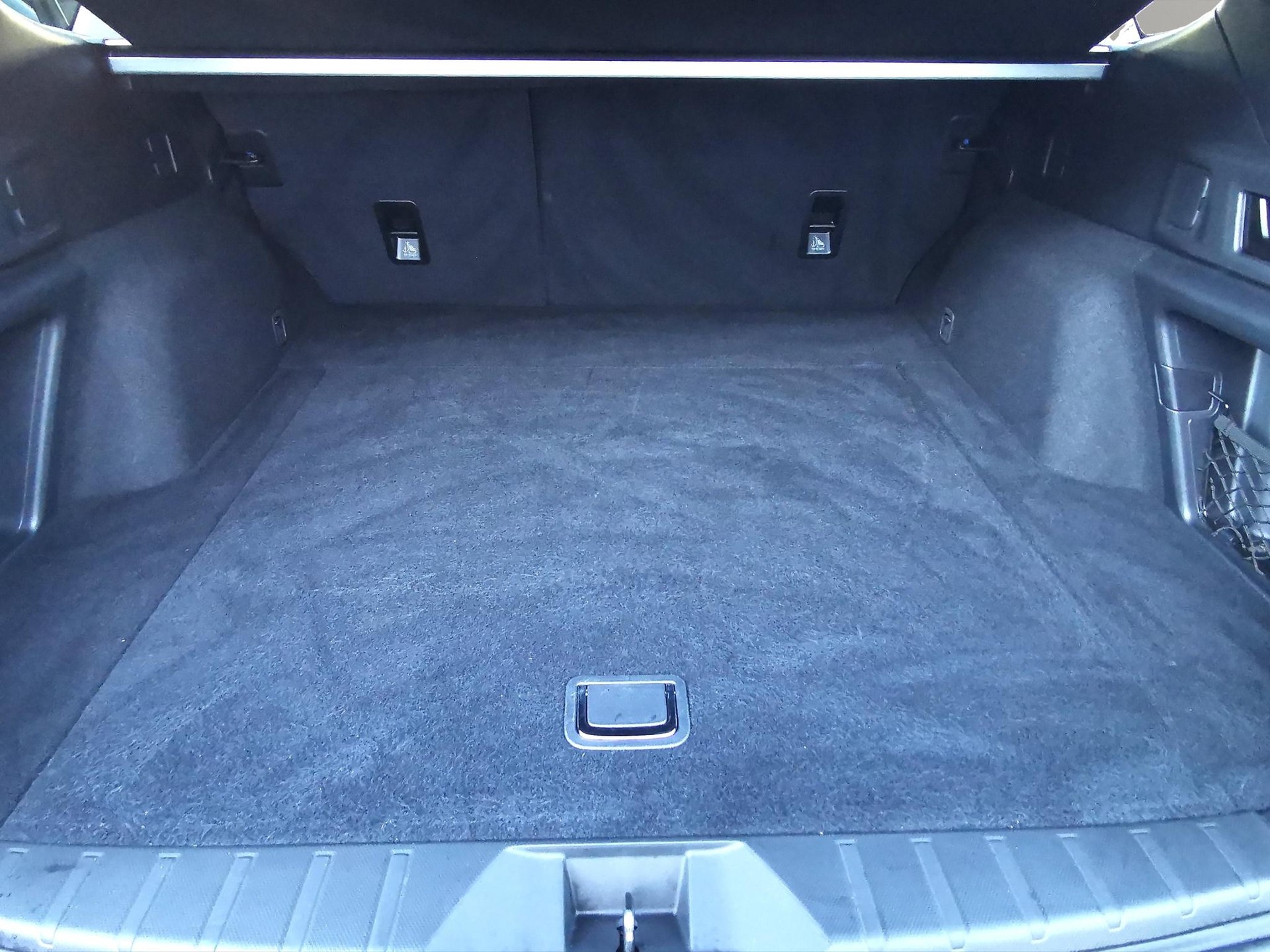 SUBARU Outback 2.5i Swiss Plus-image-8