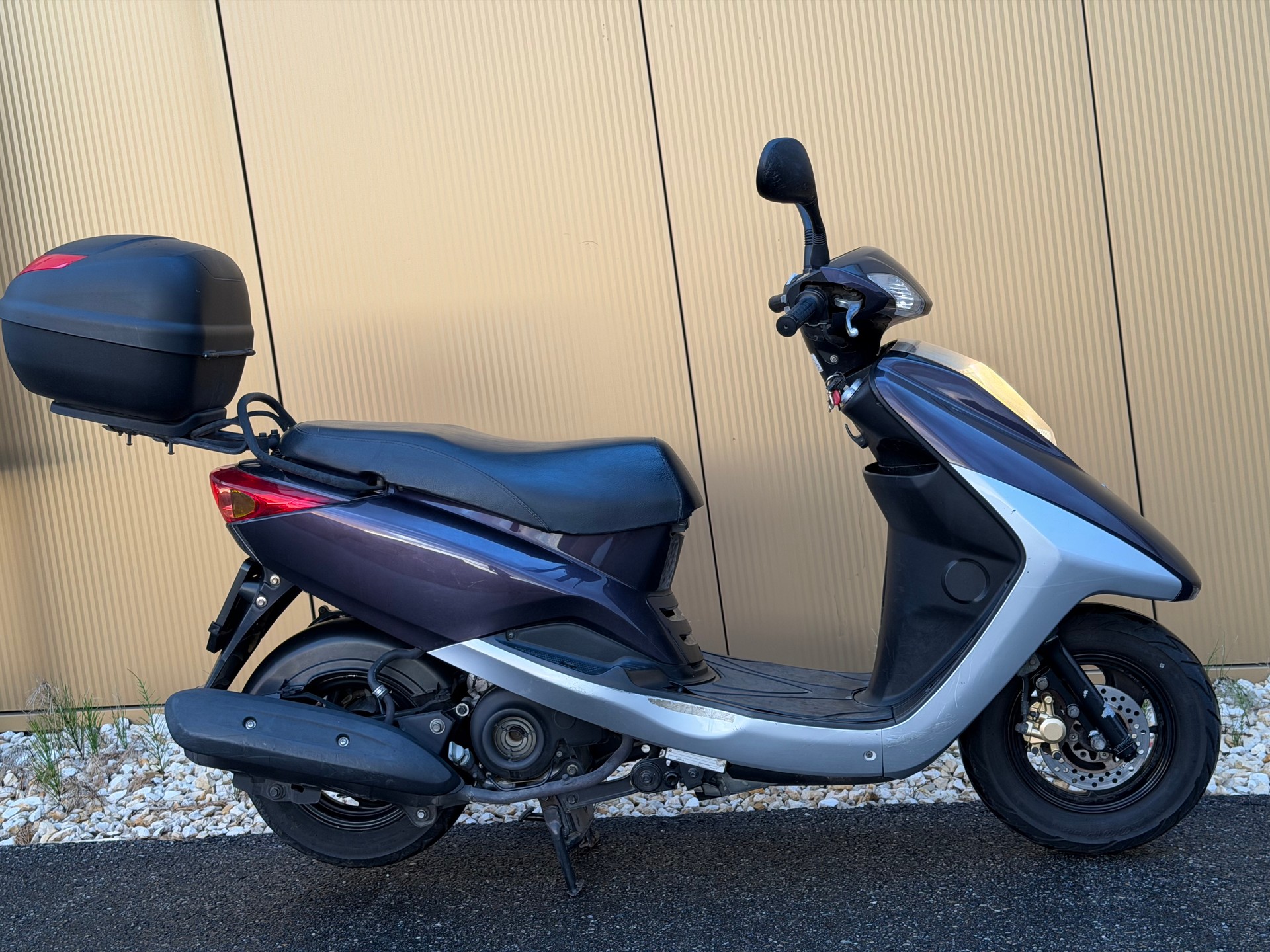 YAMAHA Vity XC 125 E-showroom-element-3