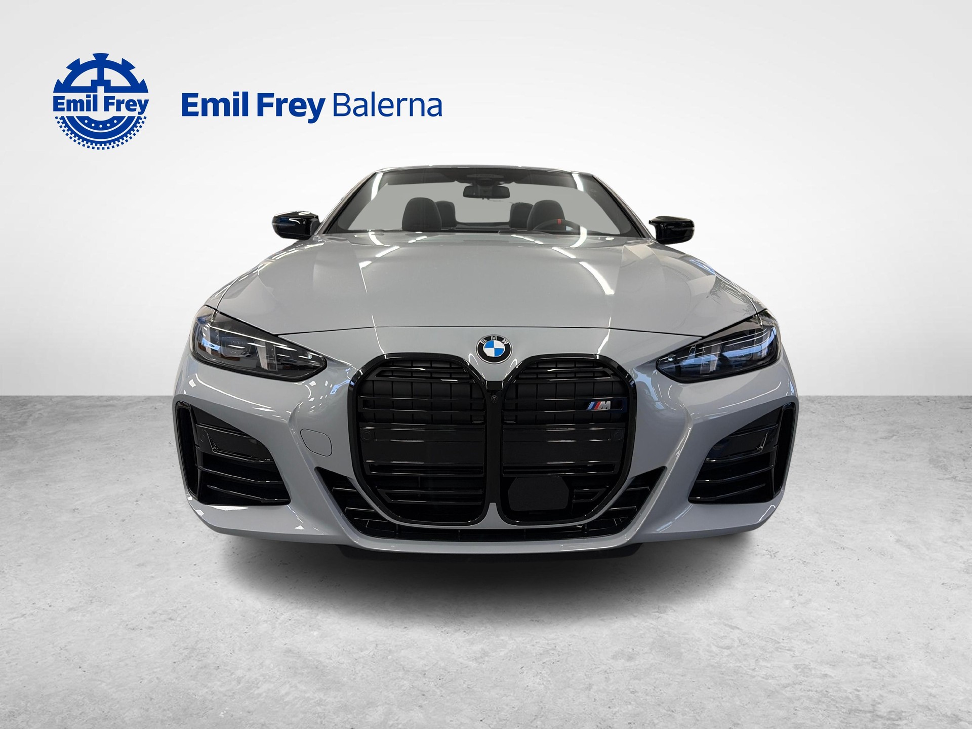 BMW M440i xDrive Cabrio-image-4