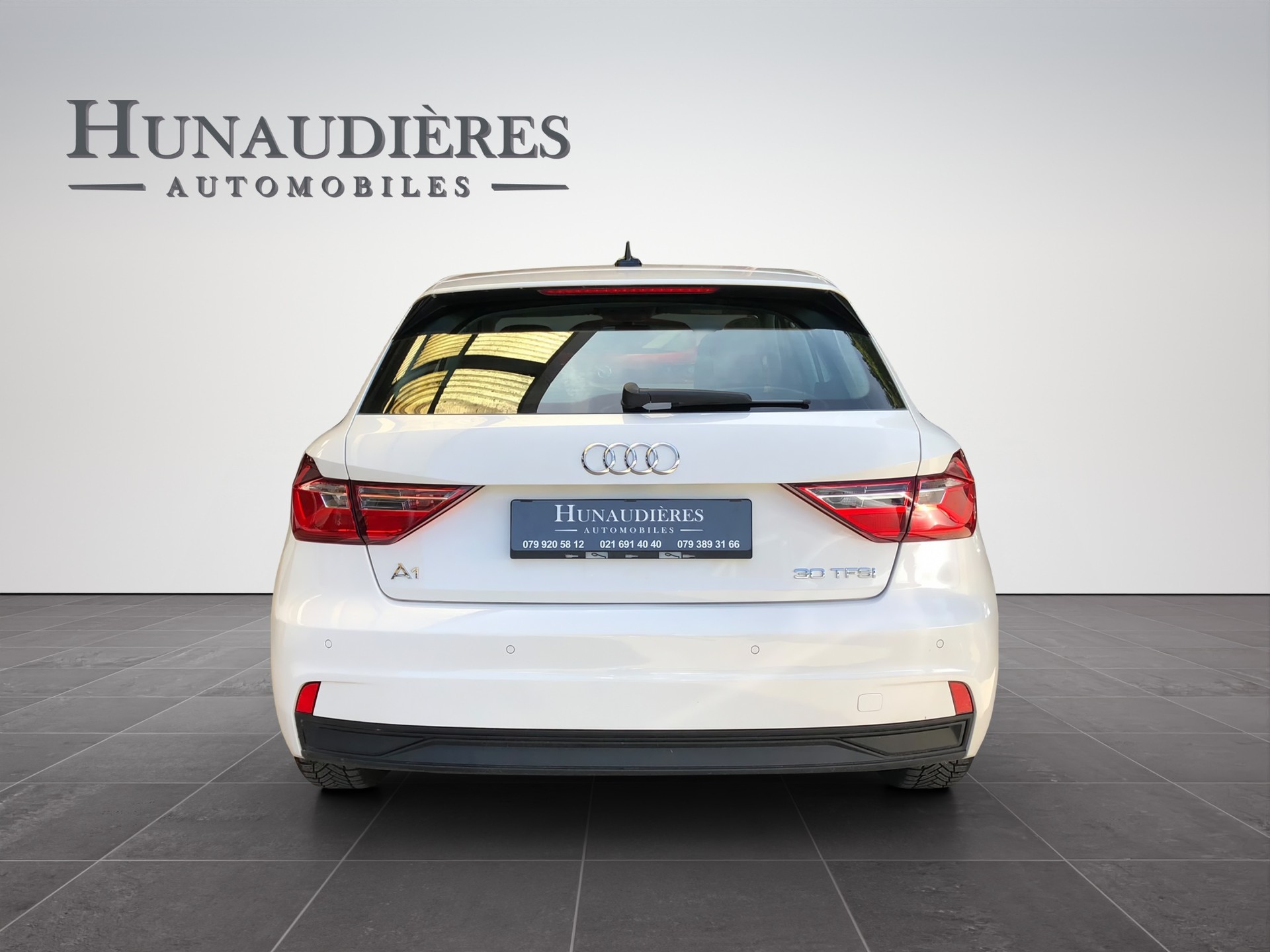 AUDI A1 Sportback 30 TFSI-image-14