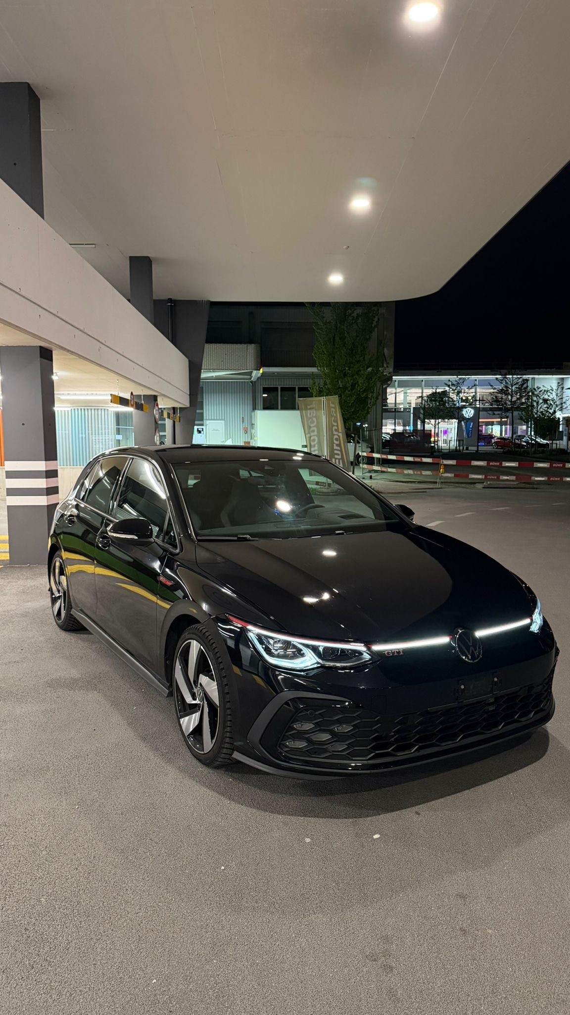 VW 2.0 TSI GTI DSG Virtual Cocpit, Head-up, Fahrassistenz, Harman Kardon, elektr. Sitze,-image-1