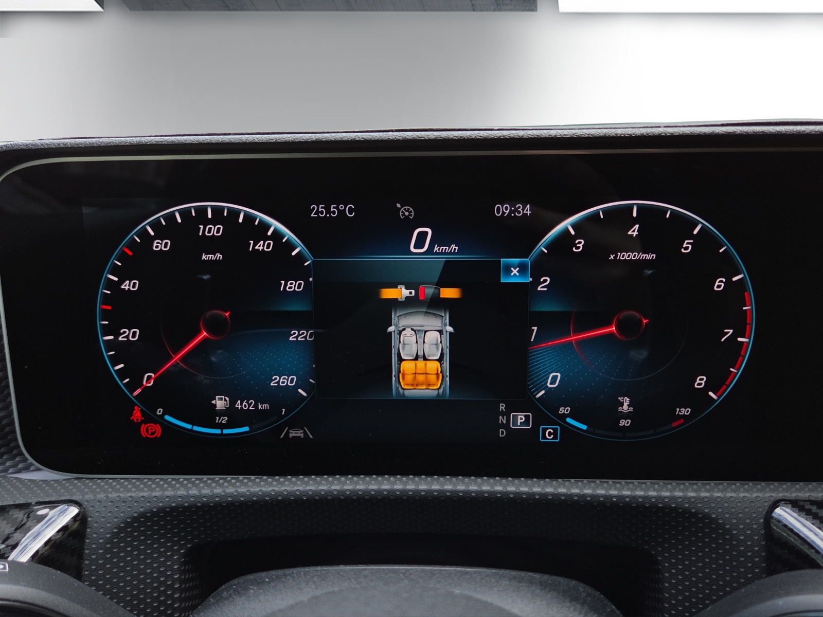 MERCEDES-BENZ A 200 Progressive 7G-DCT-image-13