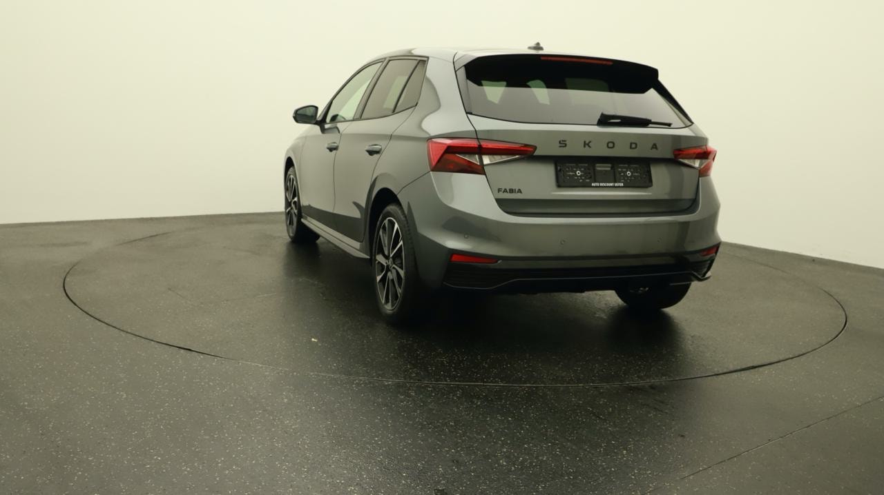SKODA Fabia 1.5 TSI Monte Carlo DSG-image-3