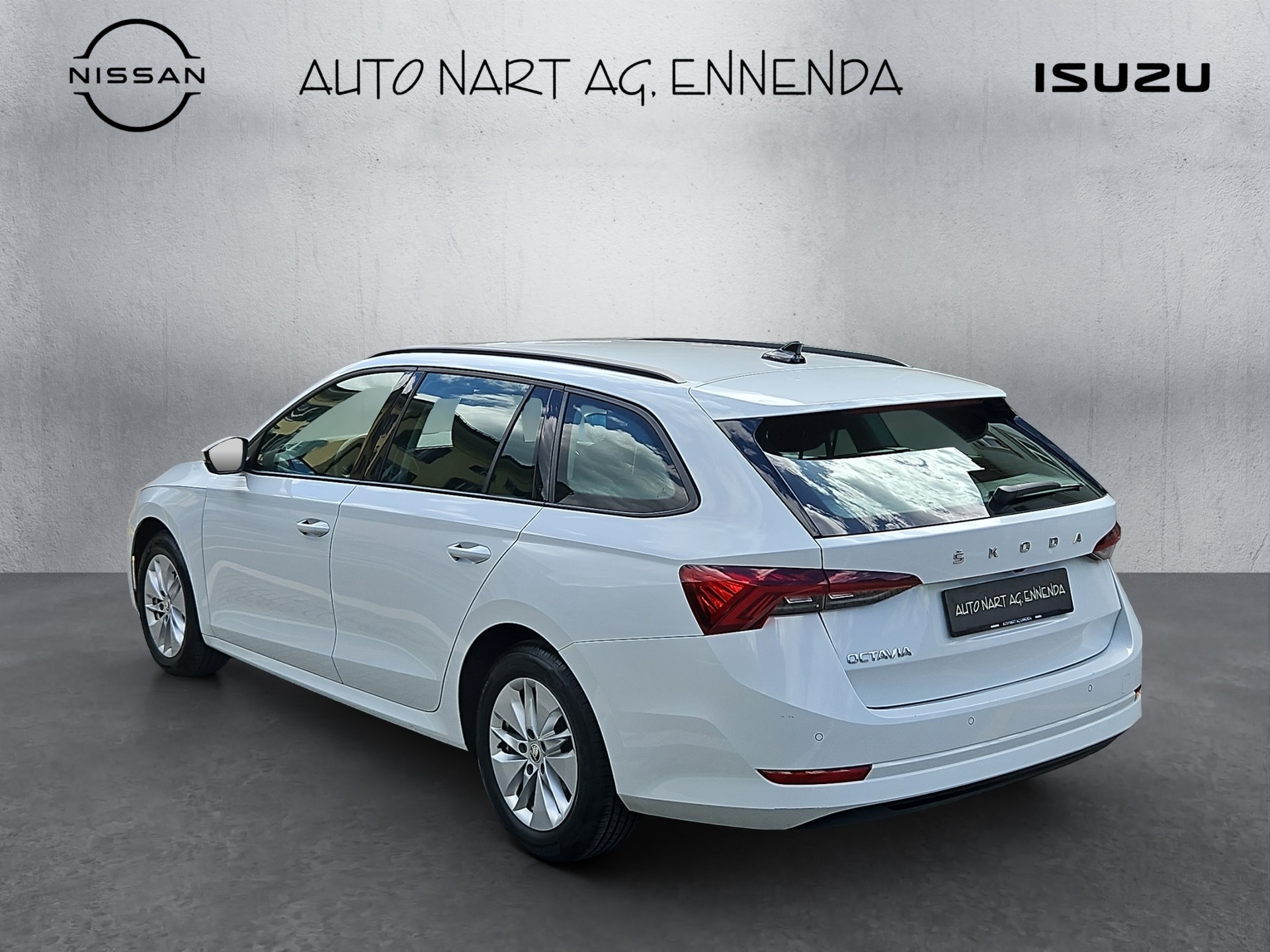 SKODA Octavia 2.0 TDI Ambition-image-2