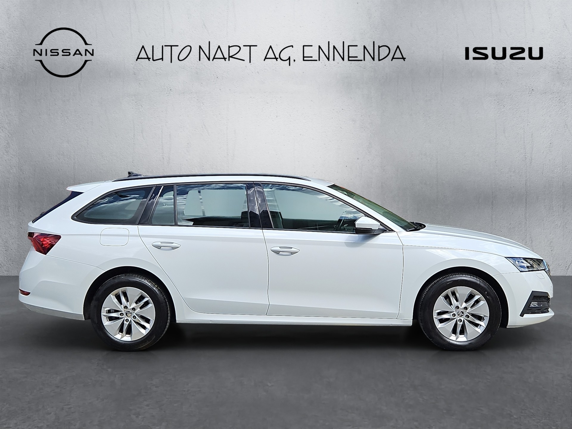 SKODA Octavia 2.0 TDI Ambition-image-5