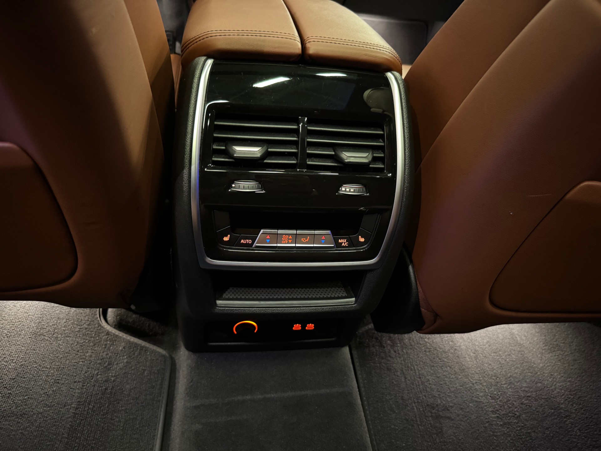 BMW X7 xDrive 48V 40d M Sport Pro Steptronic-image-29