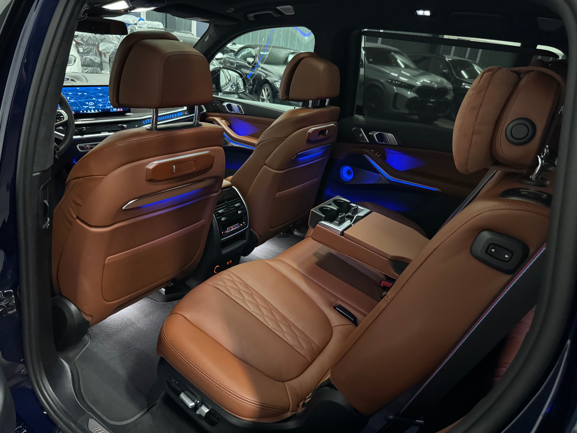 BMW X7 xDrive 48V 40d M Sport Pro Steptronic-image-19