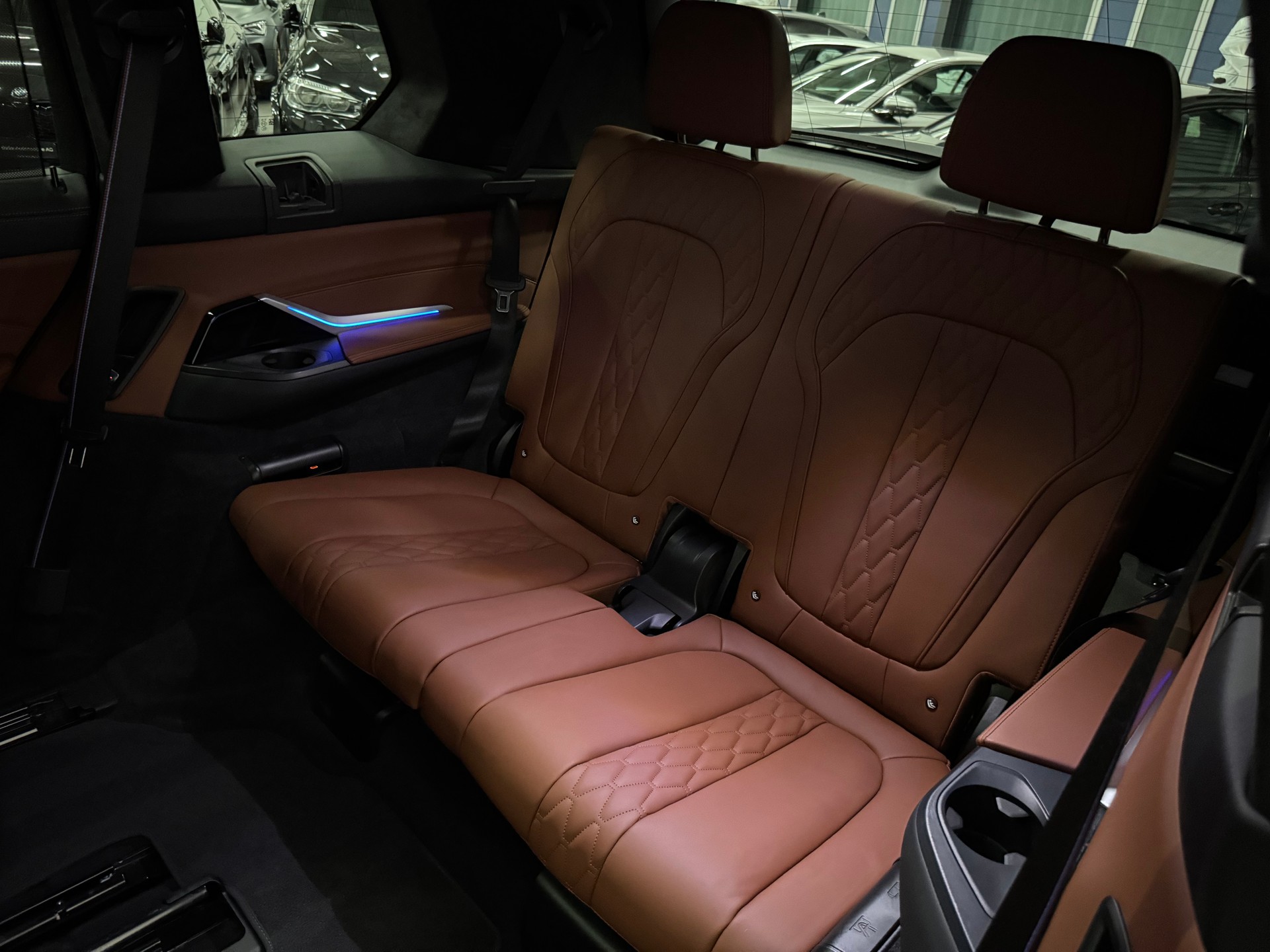 BMW X7 xDrive 48V 40d M Sport Pro Steptronic-image-22