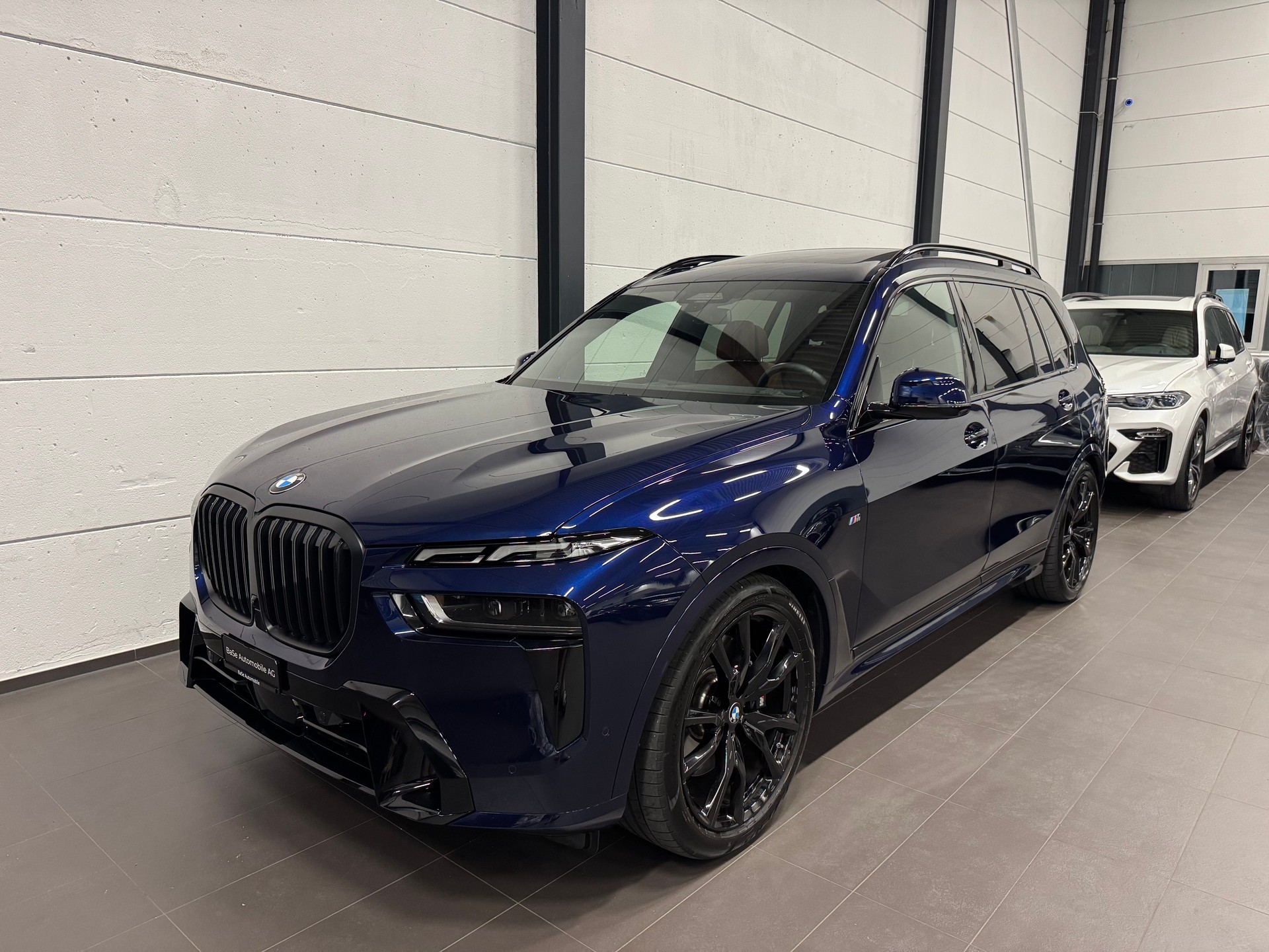 BMW X7 xDrive 48V 40d M Sport Pro Steptronic-image-2