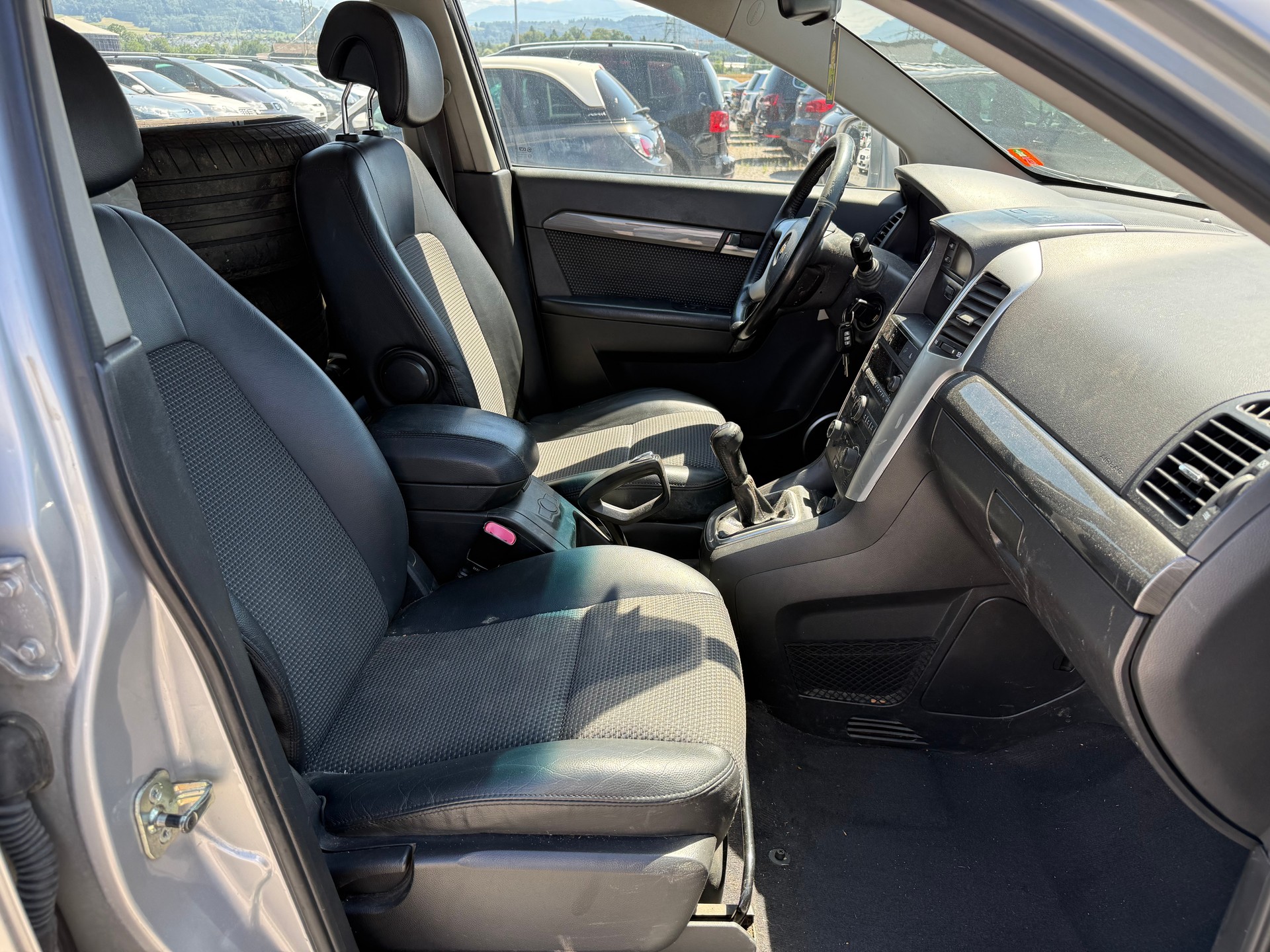 CHEVROLET Captiva 2.0 VCDi LS 4WD-image-6