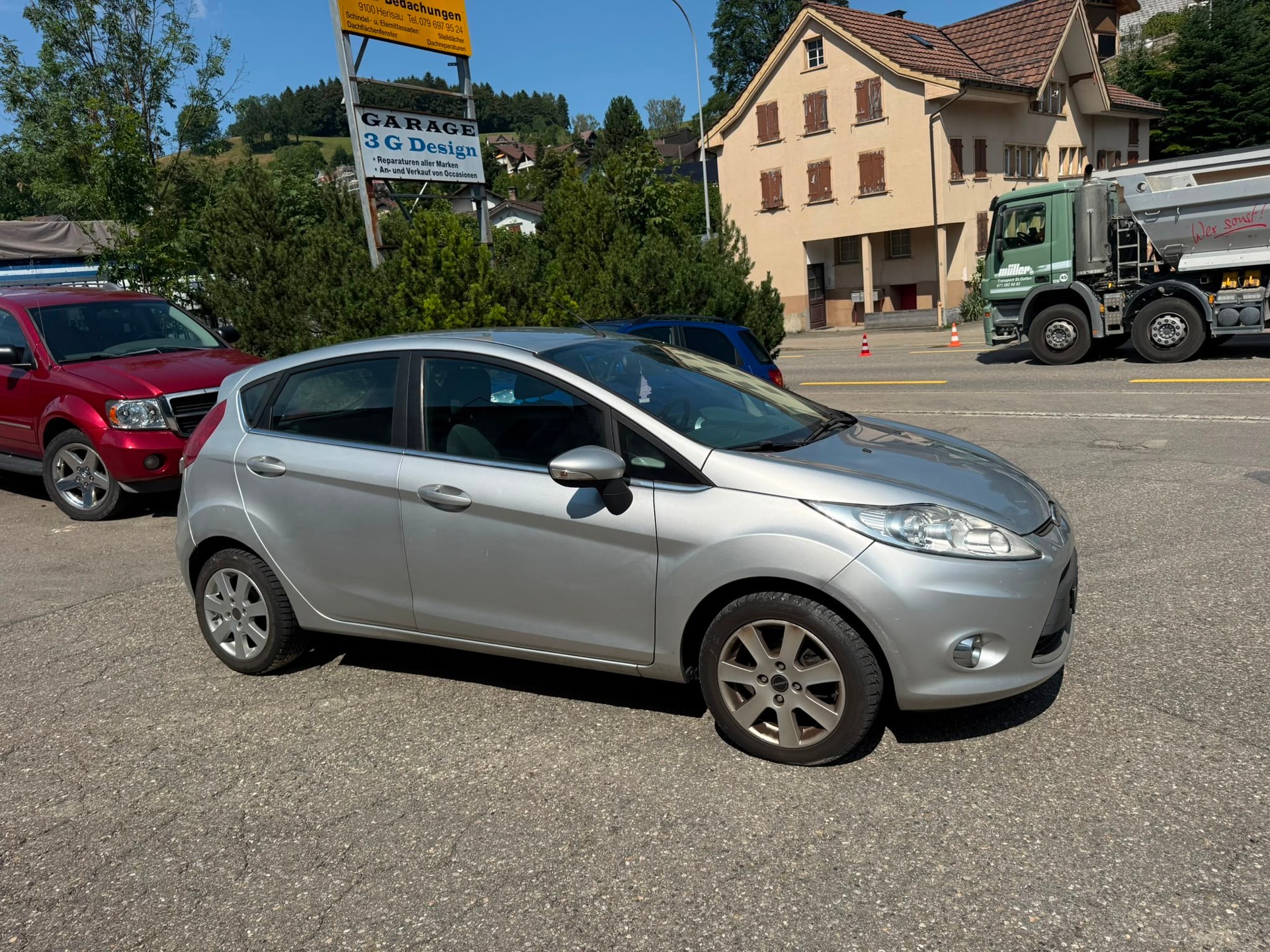 FORD Fiesta 1.4 16V Titanium-image-3
