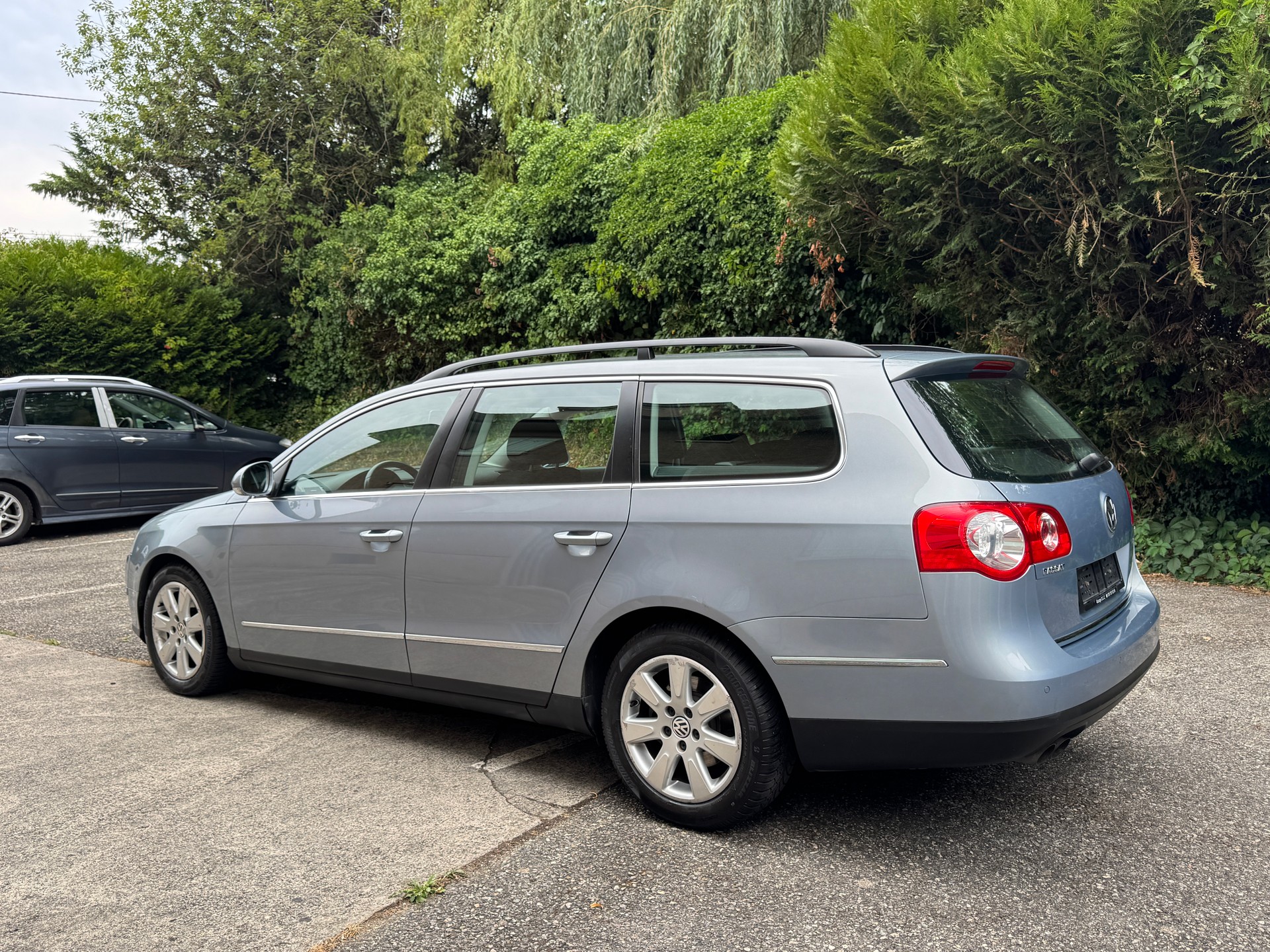 VW Passat Variant 2.0 TDI BlueMotion Comfortline-image-5