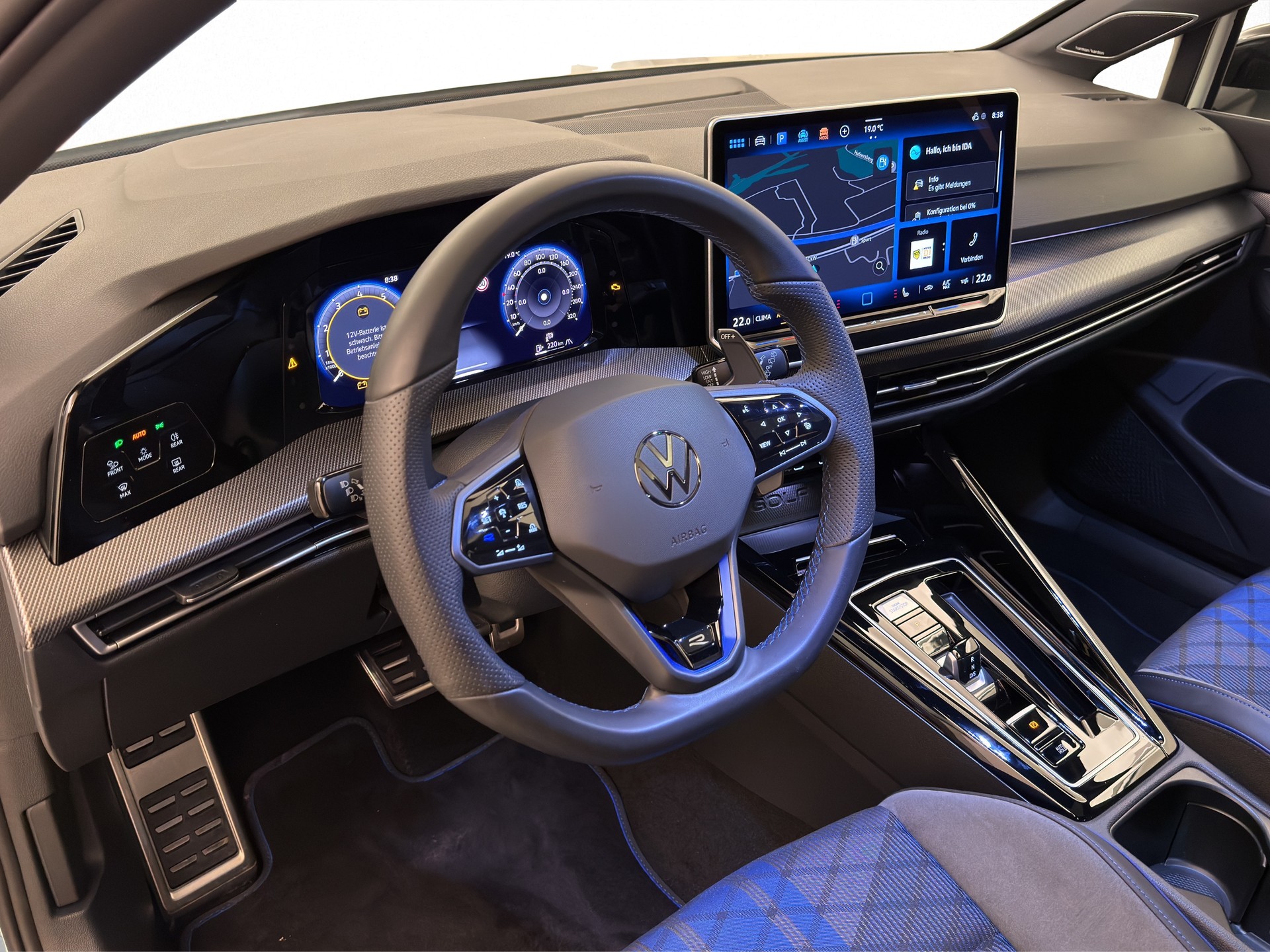 VW Golf 8 2.0 TSI R DSG 4motion 333PS-image-12