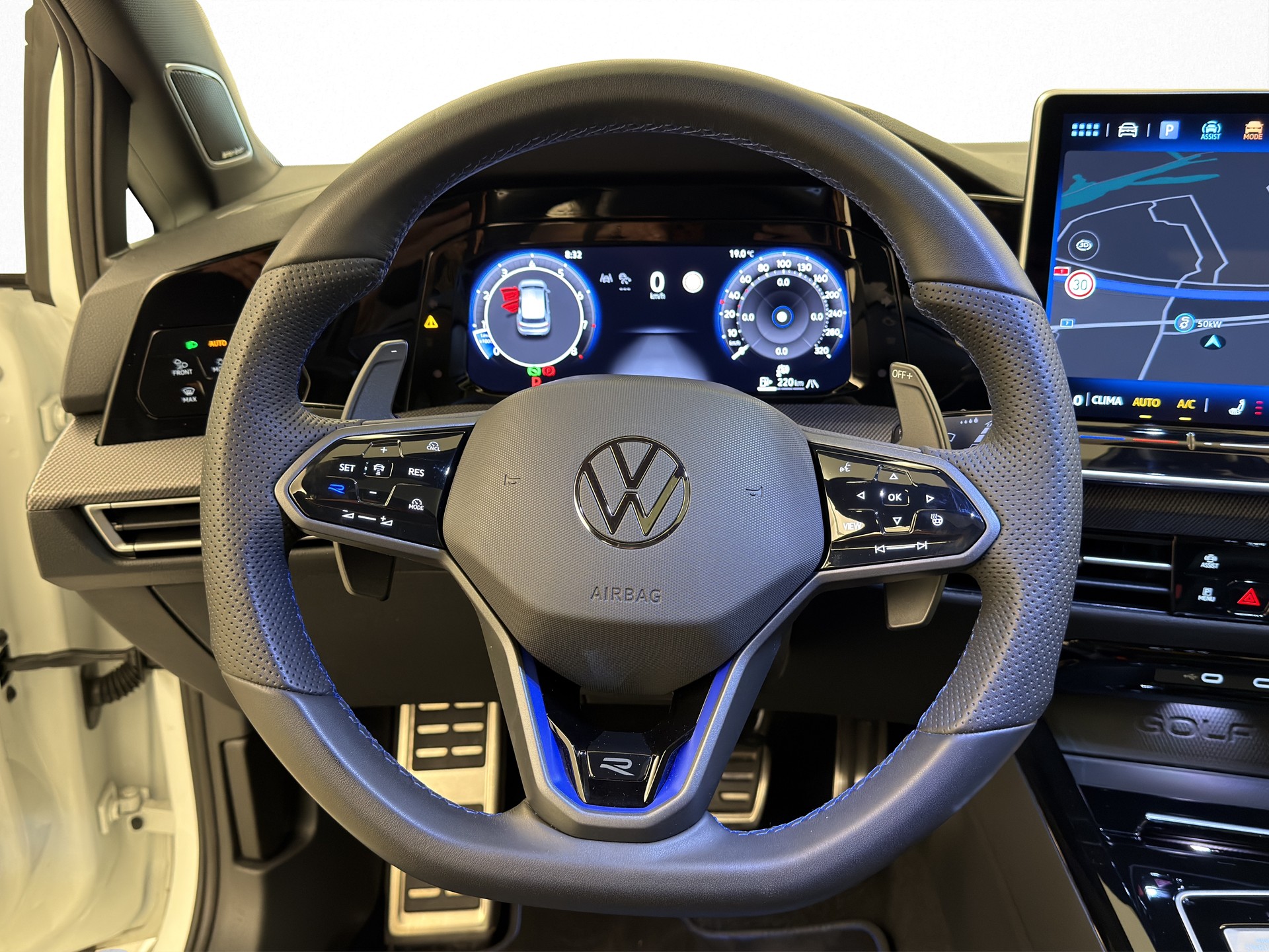 VW Golf 8 2.0 TSI R DSG 4motion 333PS-image-10