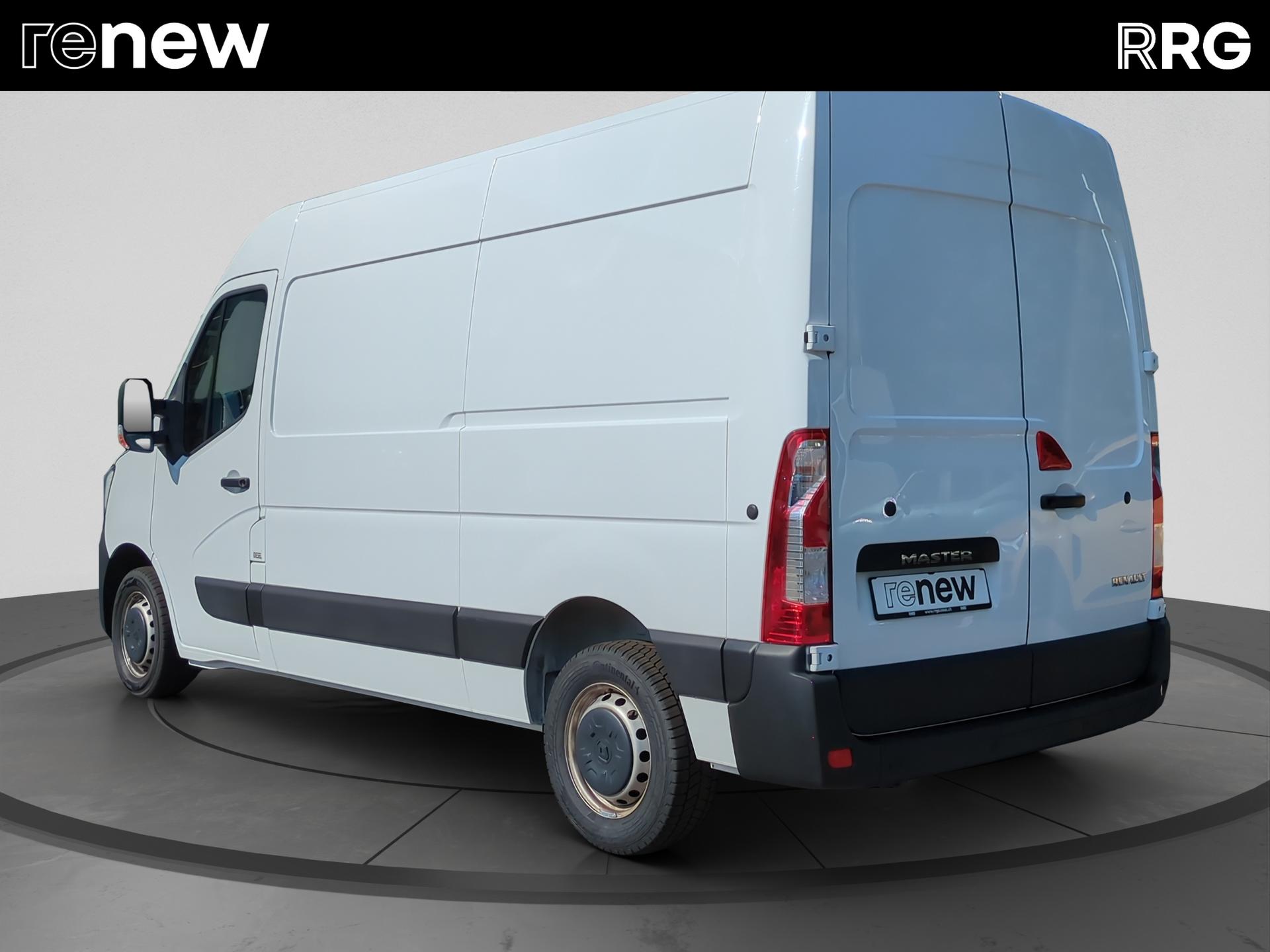 RENAULT Master T35 2.3 Blue dCi 135 L2H2-image-4