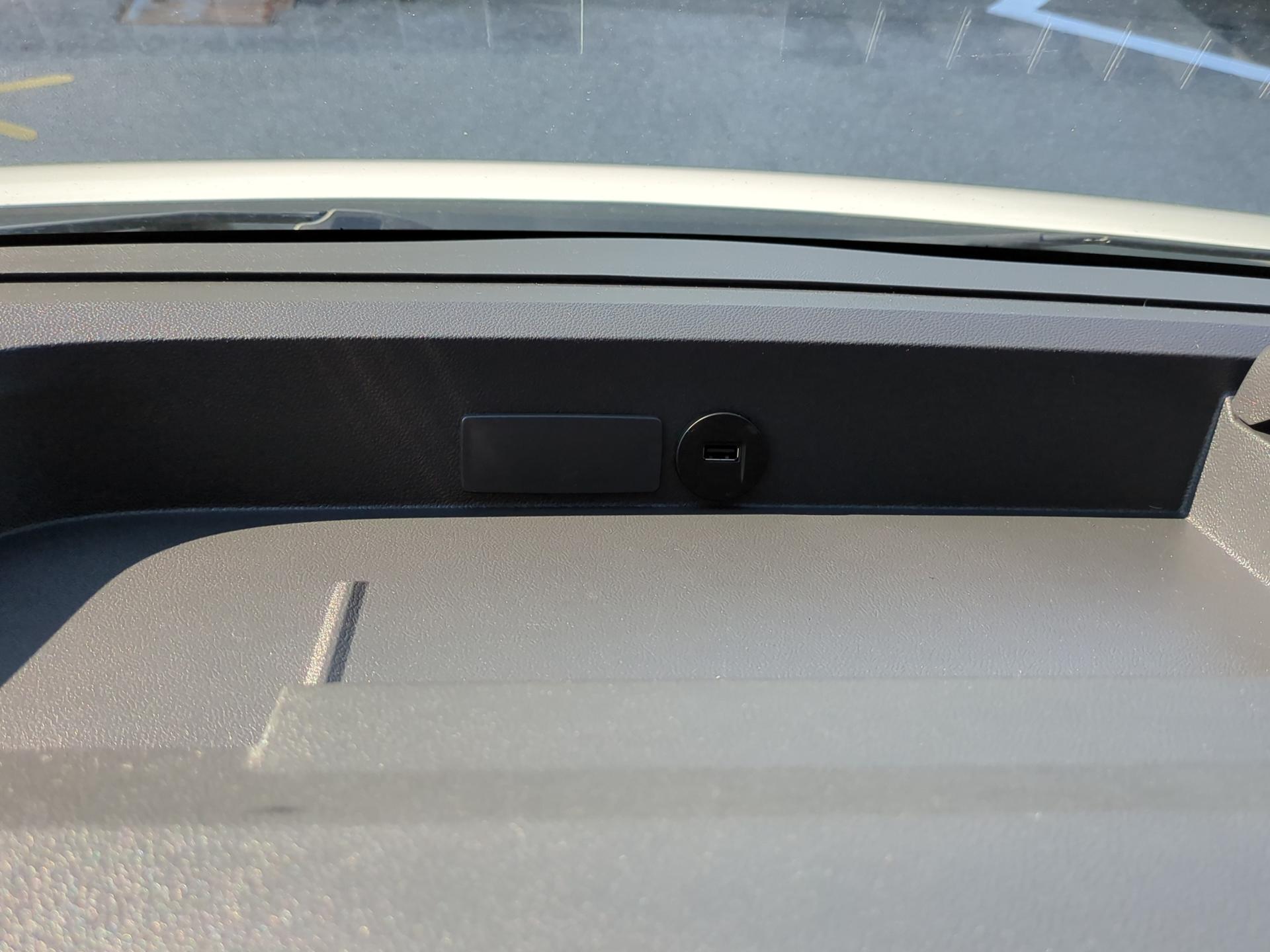 RENAULT Master T35 2.3 Blue dCi 135 L2H2-image-22