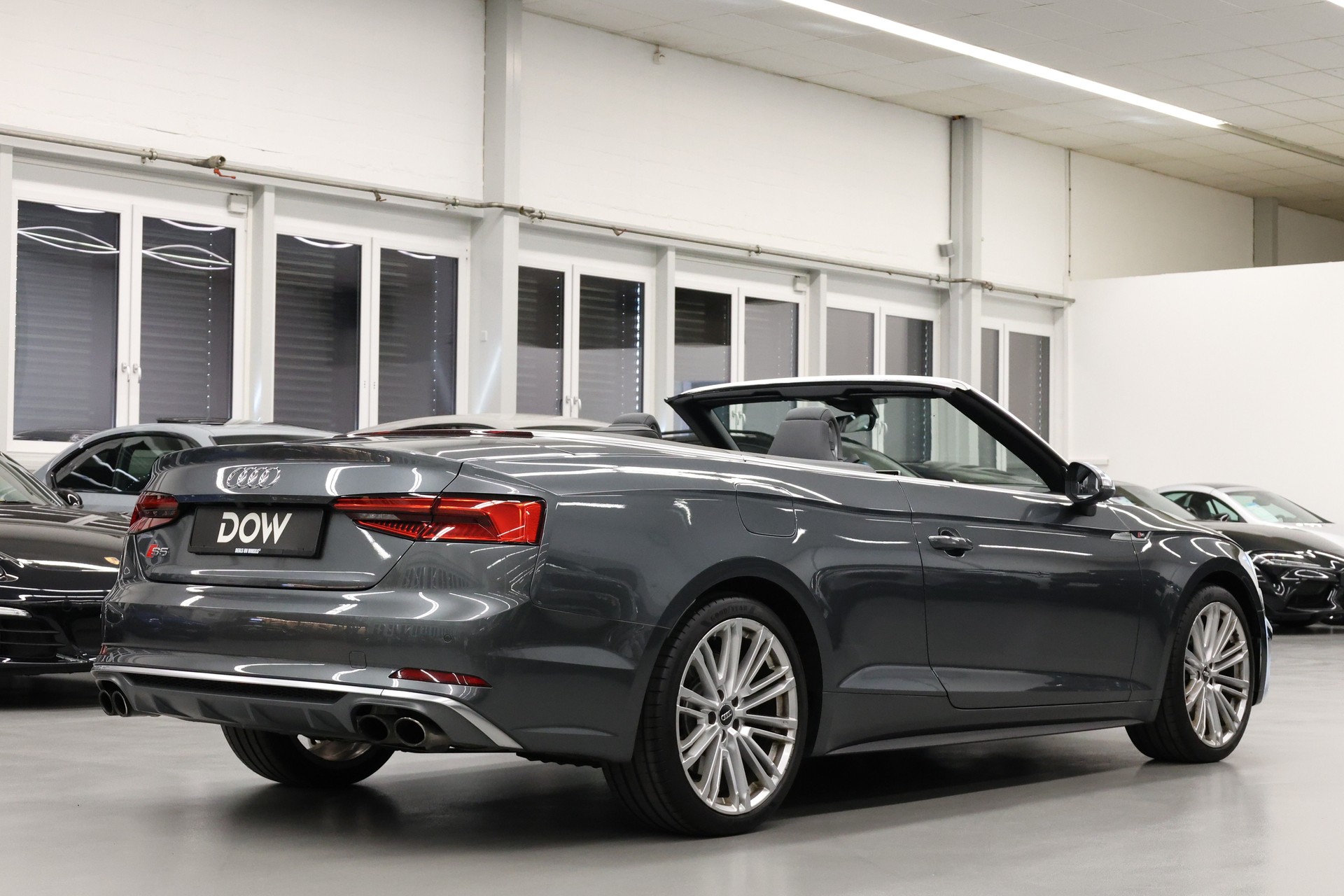 AUDI S5 Cabriolet 3.0 V6 TFSI quattro T-Tronic-image-5