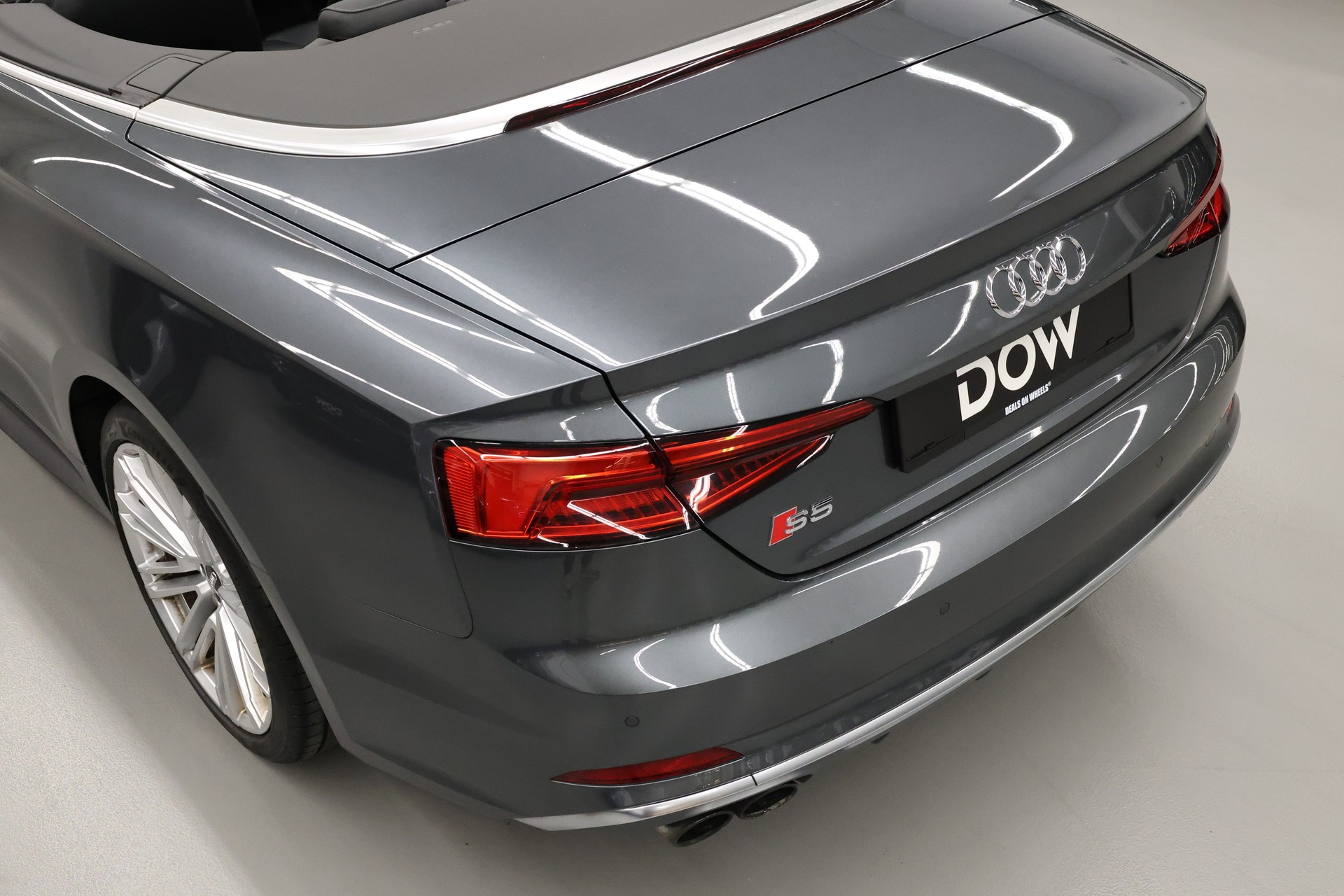 AUDI S5 Cabriolet 3.0 V6 TFSI quattro T-Tronic-image-14