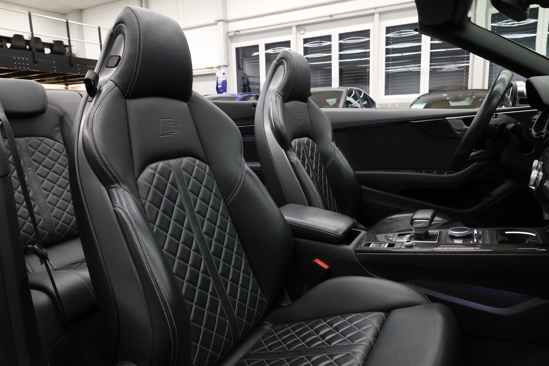 AUDI S5 Cabriolet 3.0 V6 TFSI quattro T-Tronic-image-20