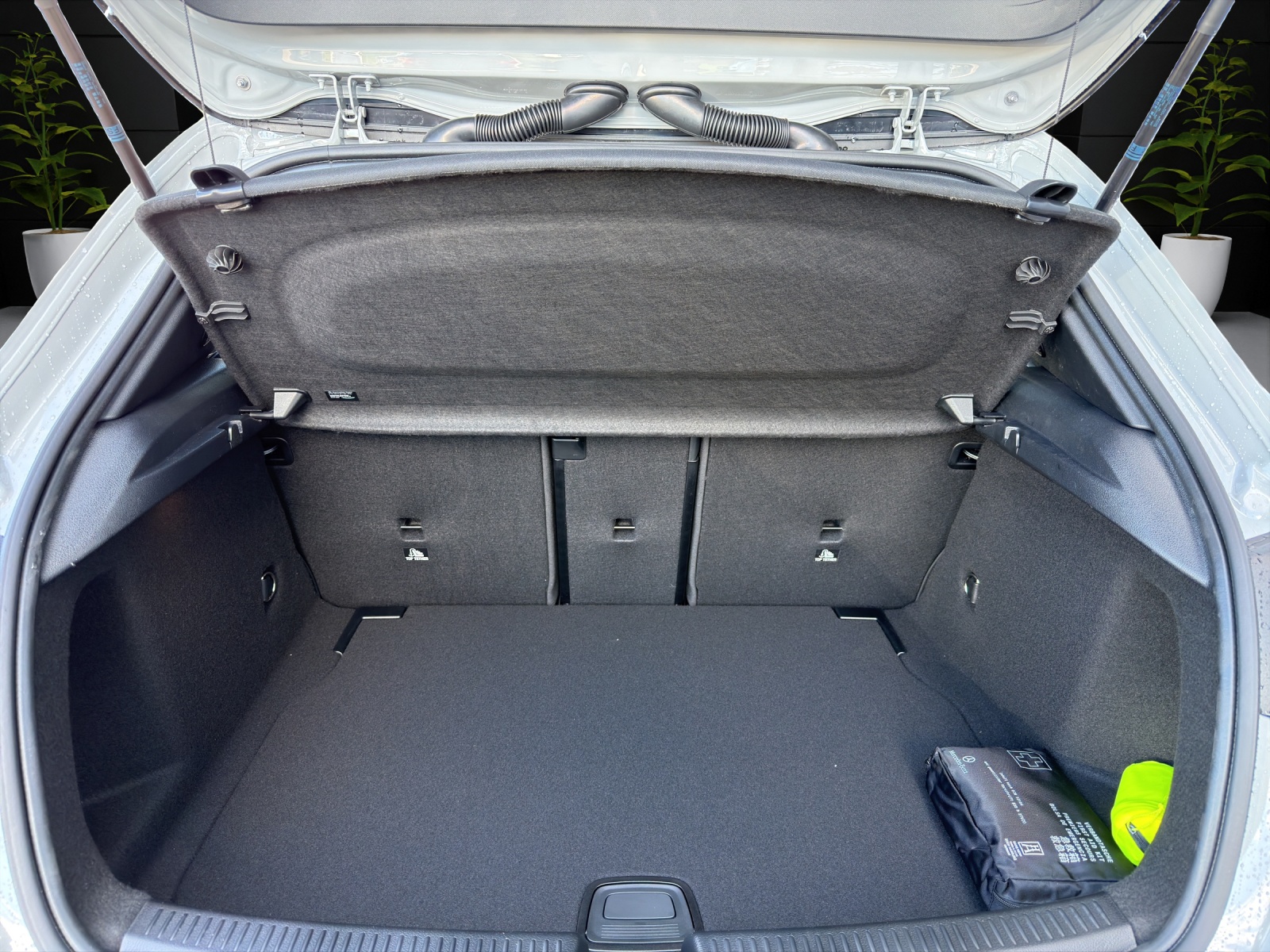 MERCEDES-BENZ A 250 4Matic 8G-DCT-image-5