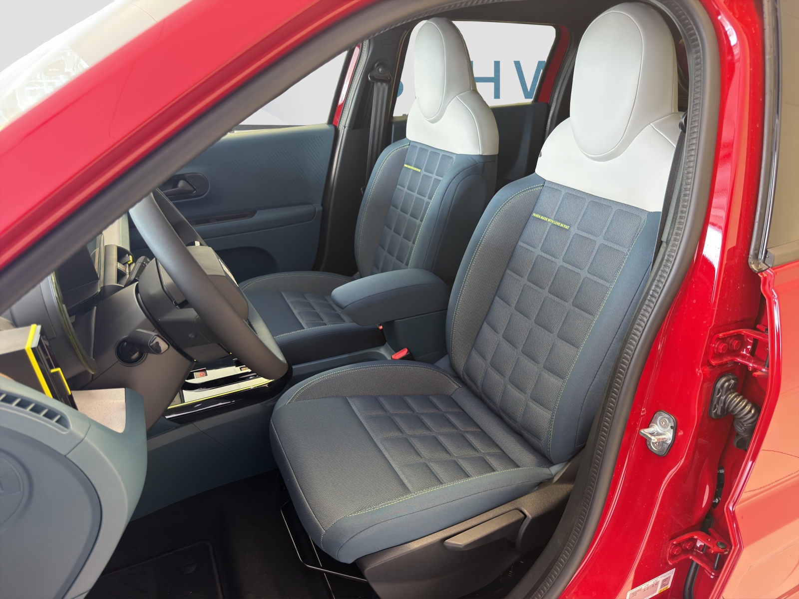 FIAT GRANDE PANDA 1.2 Hybrid La Prima-image-8