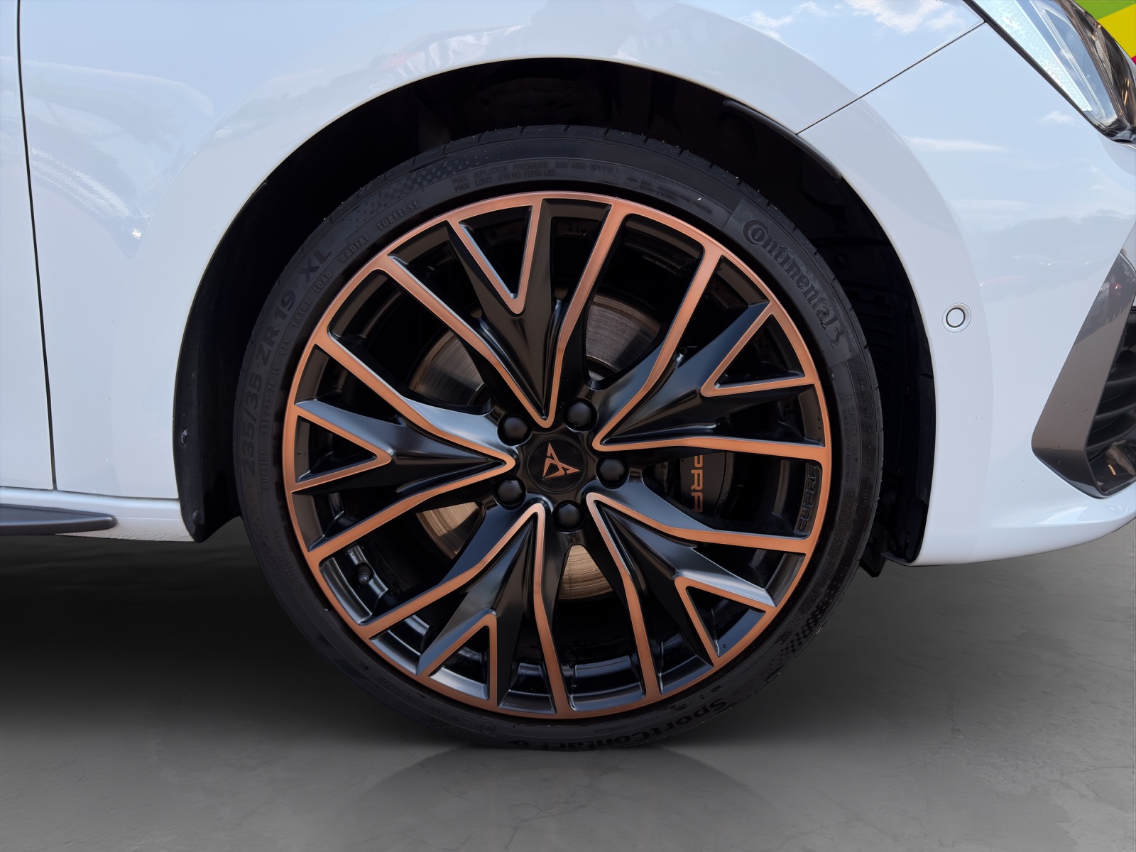 CUPRA LEON 1.4 e-HYBRID pHEV DSG-image-11
