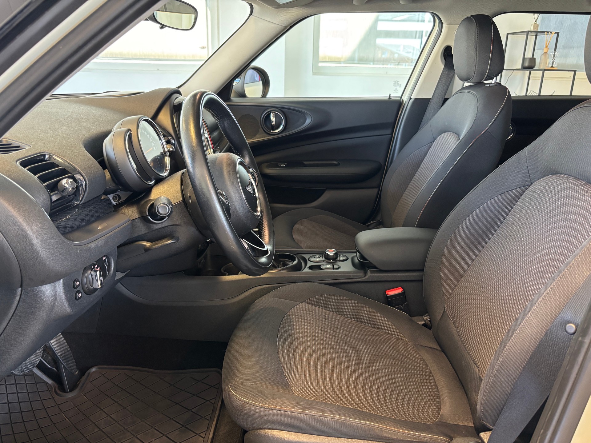 MINI Clubman Cooper Steptronic-image-6