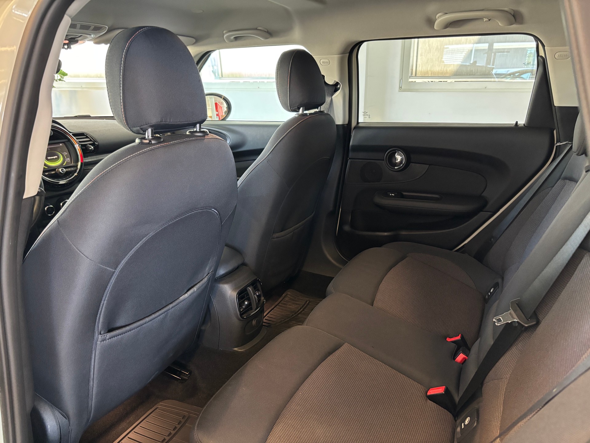 MINI Clubman Cooper Steptronic-image-11