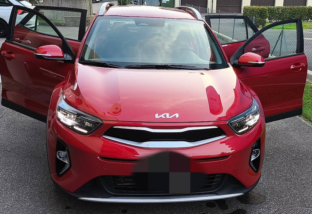 KIA STONIC-image-0