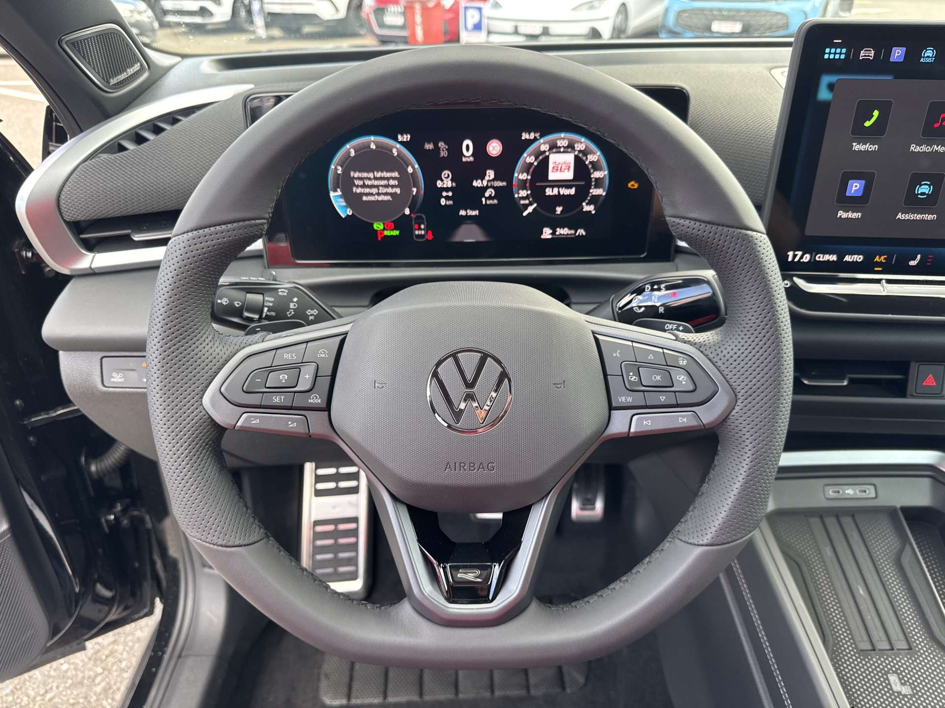 VW T-Roc 1.5 eTSi mHEV R-Line DSG-Automat-image-15