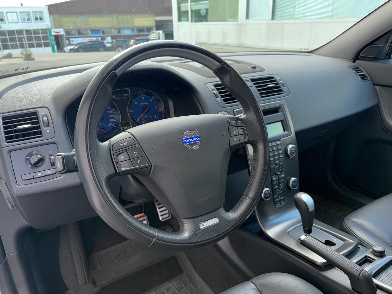 VOLVO V50 D3 R-Design Geartronic-image-6