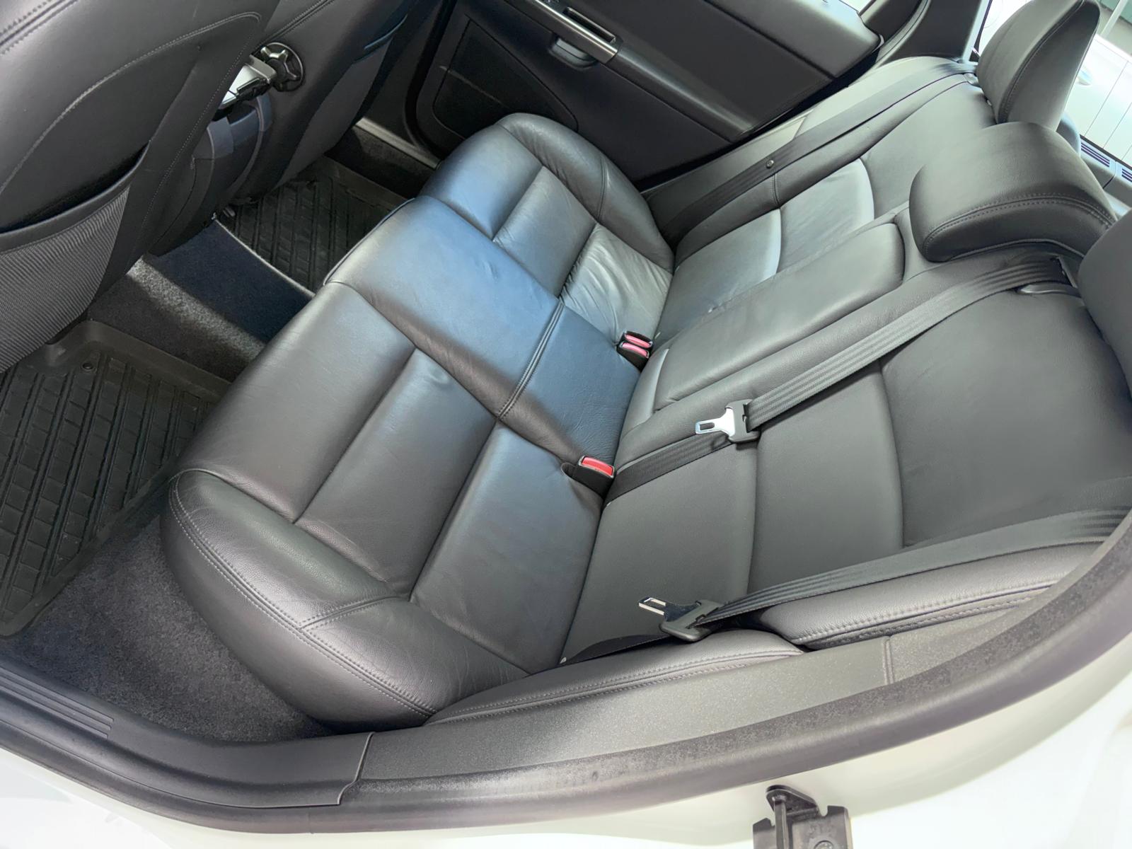 VOLVO V50 D3 R-Design Geartronic-image-10