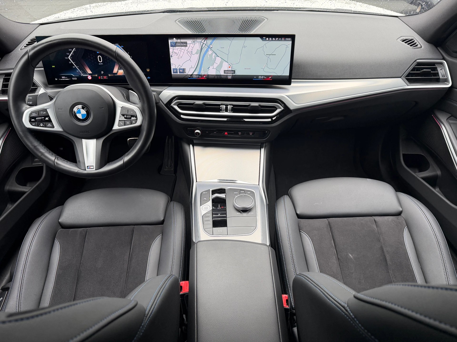 BMW 320d xDrive 48V Touring Steptronic M Sport-image-18