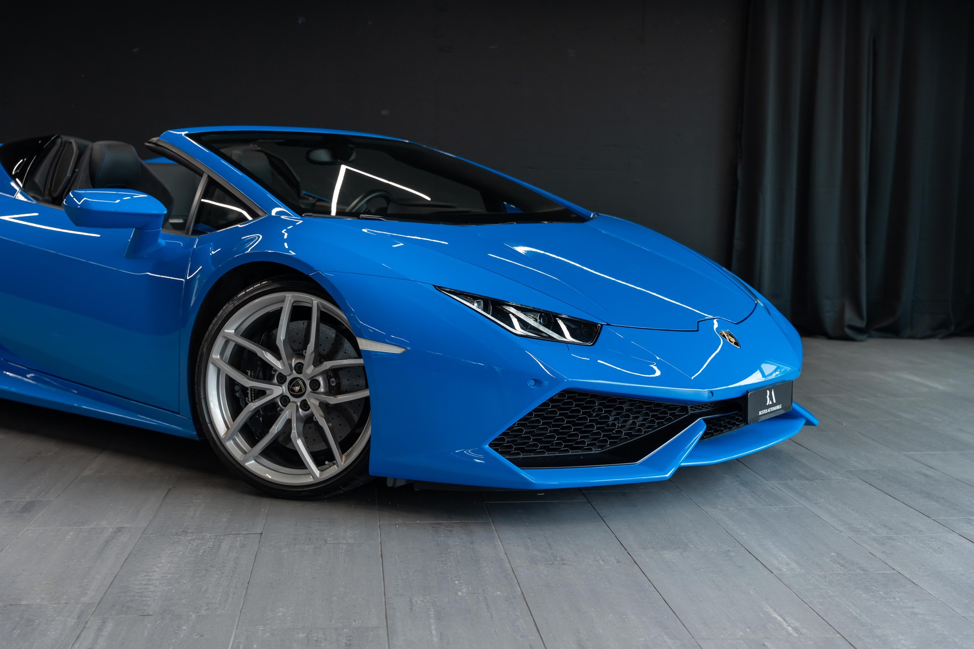 LAMBORGHINI Huracan LP610-4 Spyder DCT / CH AUTO / LE MANS BLUE / Service Lamborghini-image-1