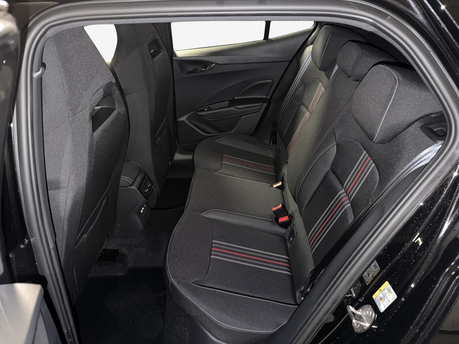 SKODA Fabia 130-image-11