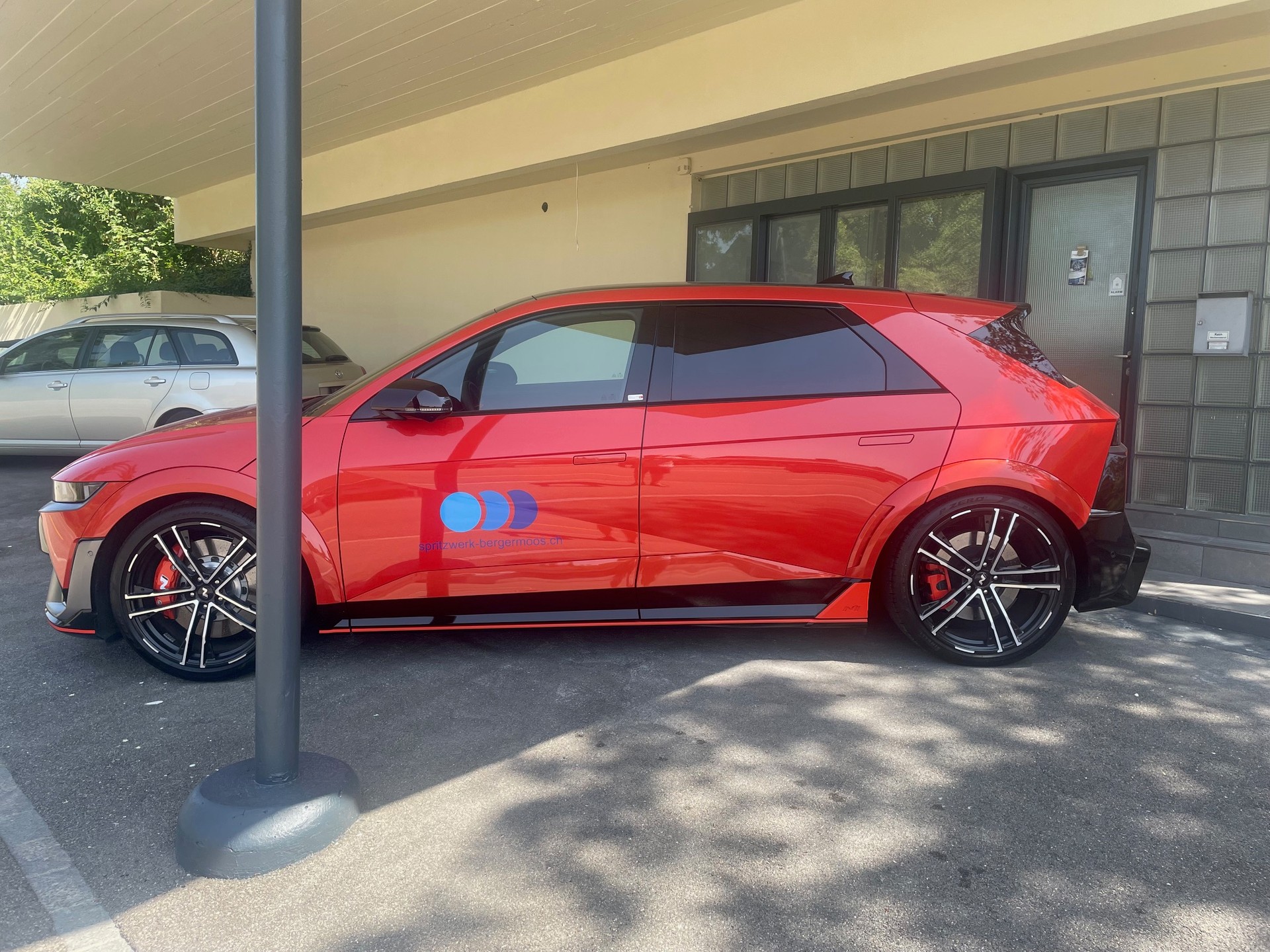 HYUNDAI Ioniq 5 N 84kWh 4WD, 650 PS, 4X4 Allrad, Panoramadach, 5 Jahre Garantie / 8 Jahre Batterie/ 160'000 KM-image-2