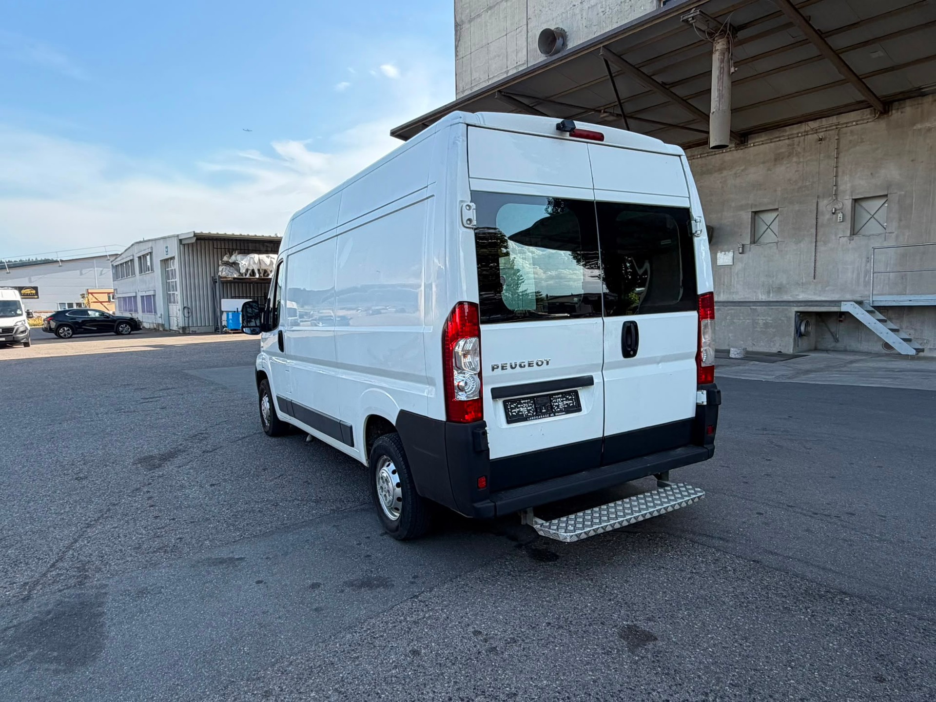 PEUGEOT Boxer 2.2 HDI 333 L2H2-image-3