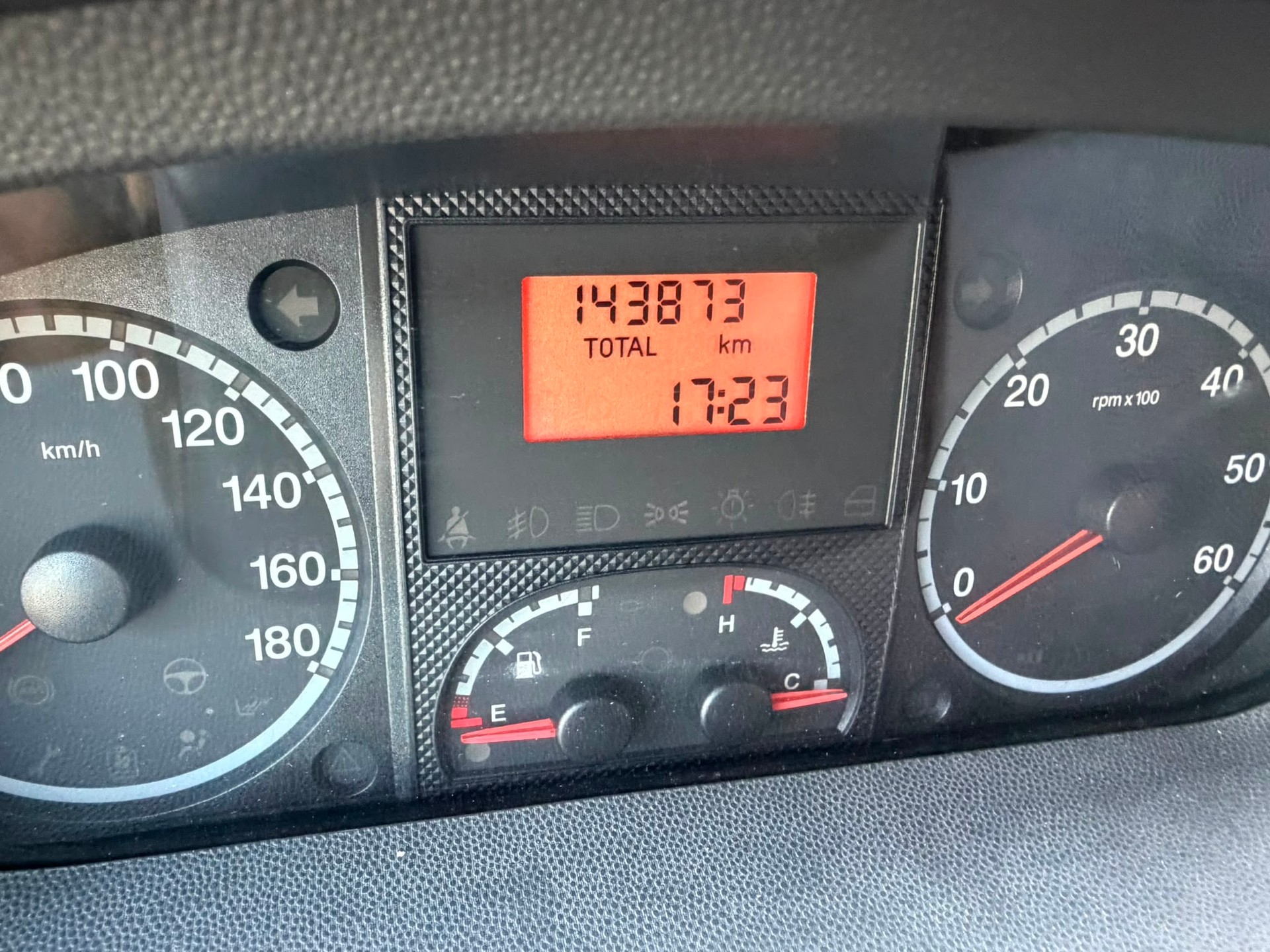 PEUGEOT Boxer 2.2 HDI 333 L2H2-image-10