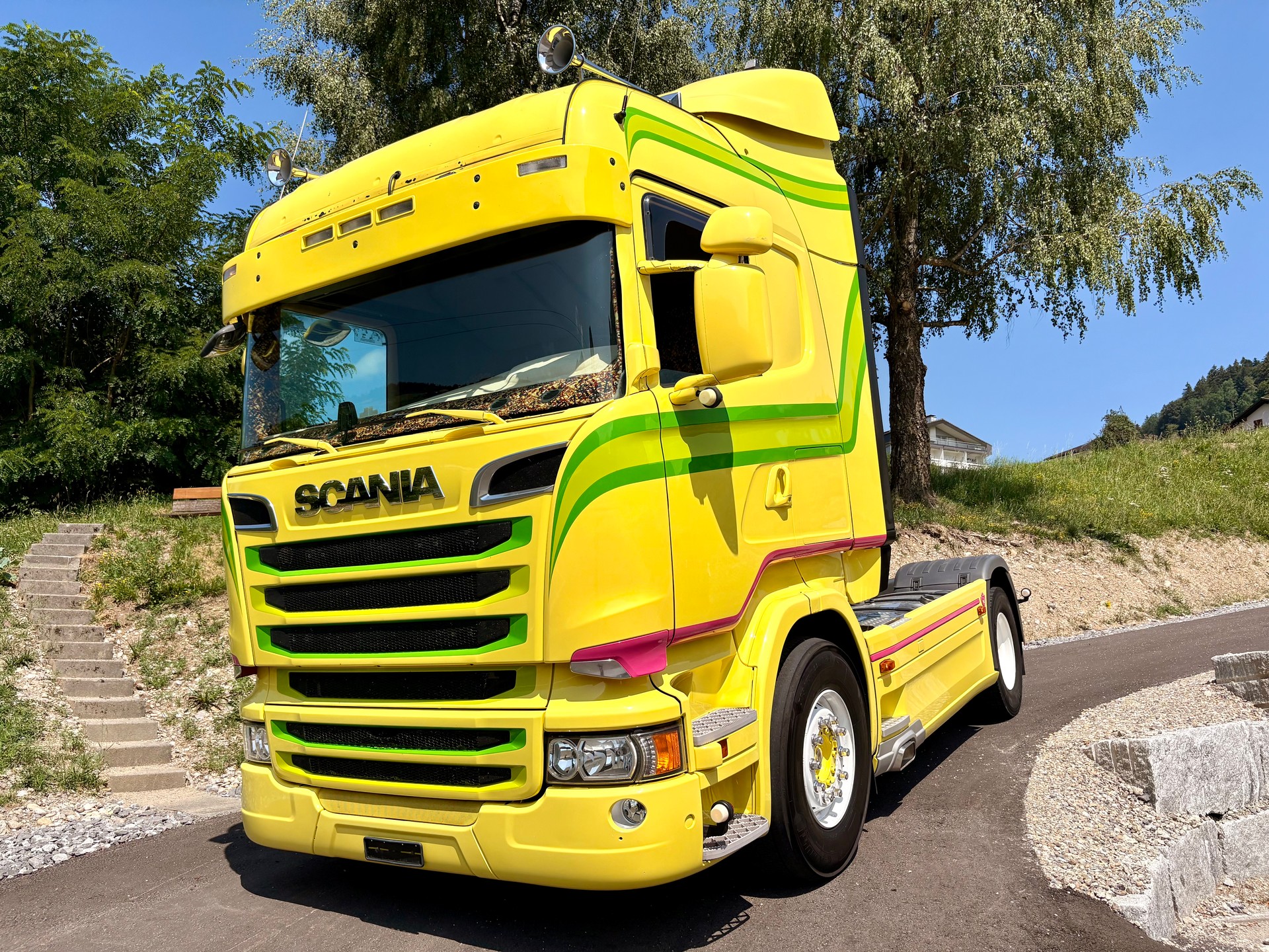 SCANIA R520 V8 4X2-image-0