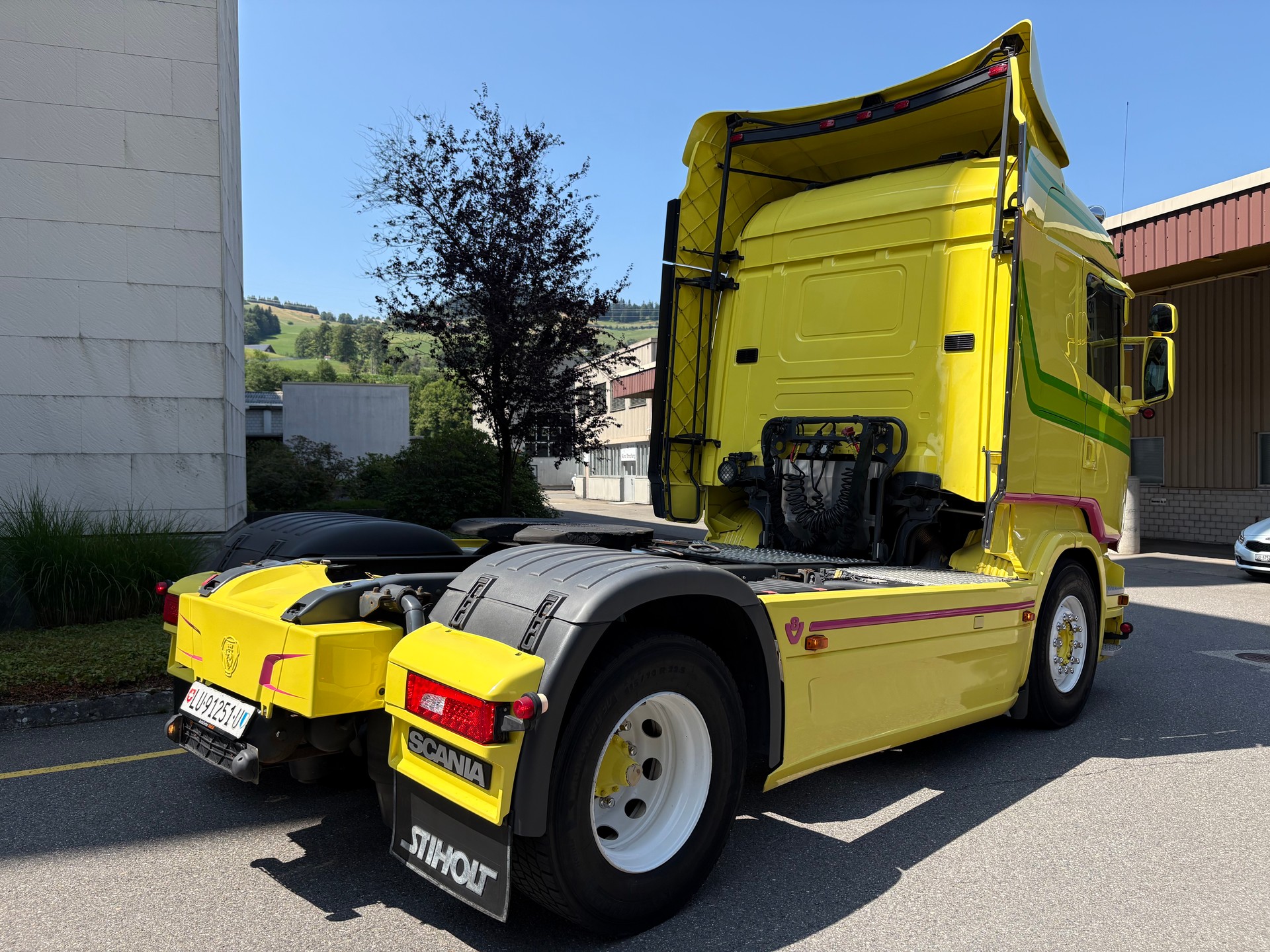 SCANIA R520 V8 4X2-image-5