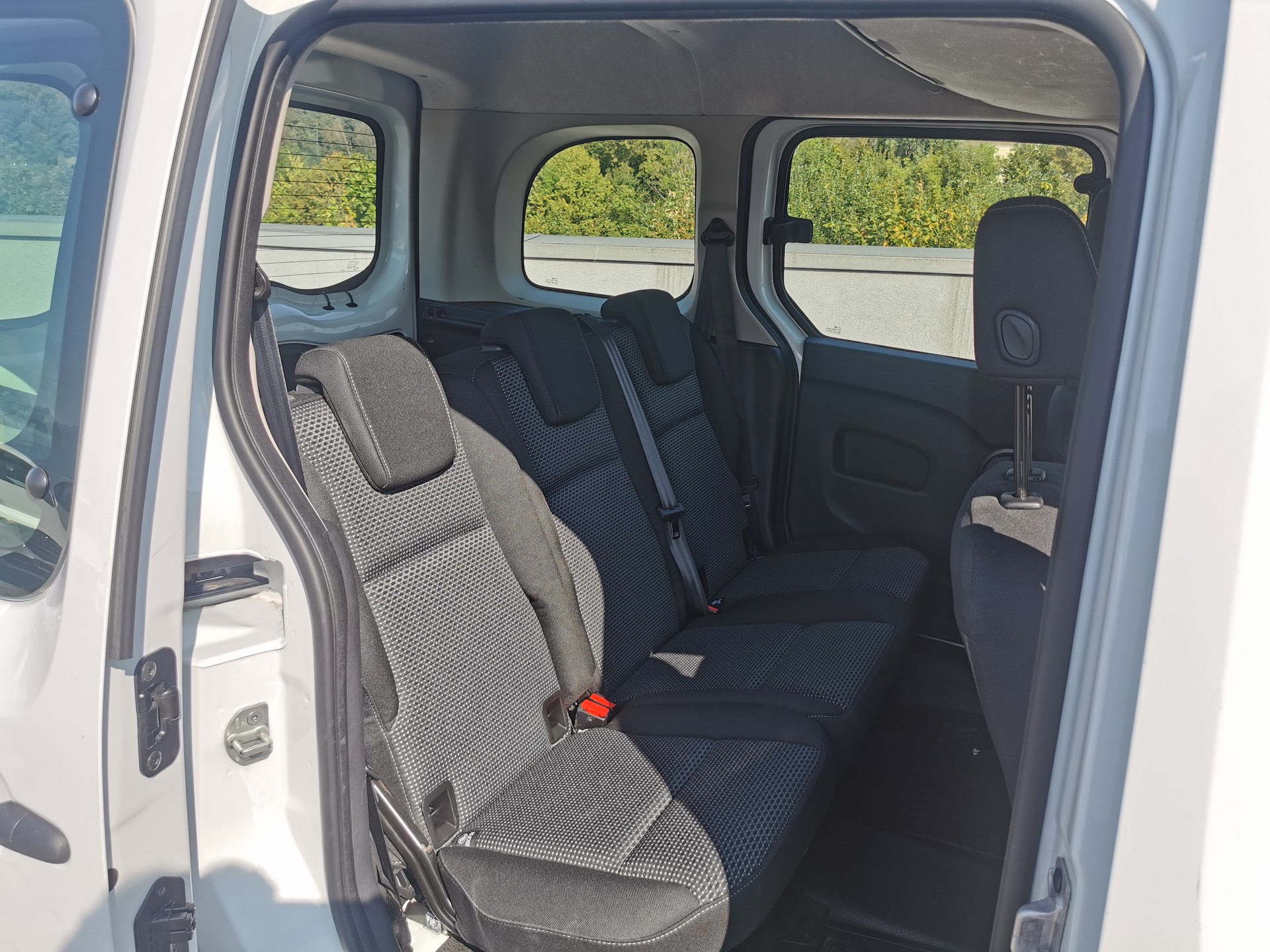 MERCEDES-BENZ Citan 109 CDI TOURER L E6-image-8
