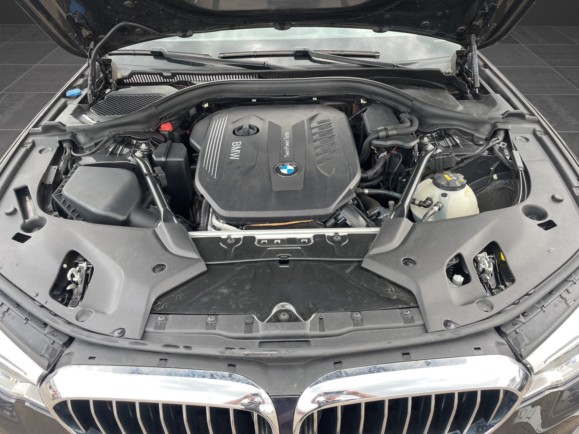 BMW 530d xDrive Touring Steptronic-image-15