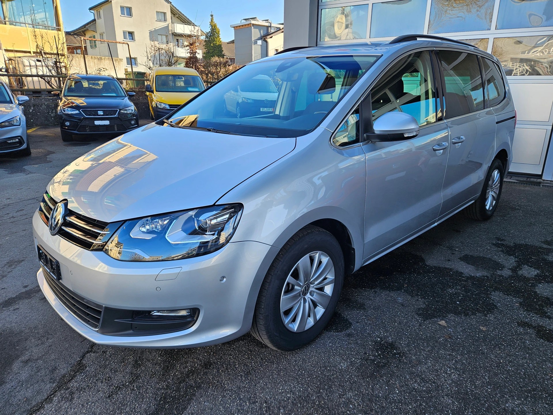 VW Sharan 1.4 TSI BlMT Comfortline DSG-image-3